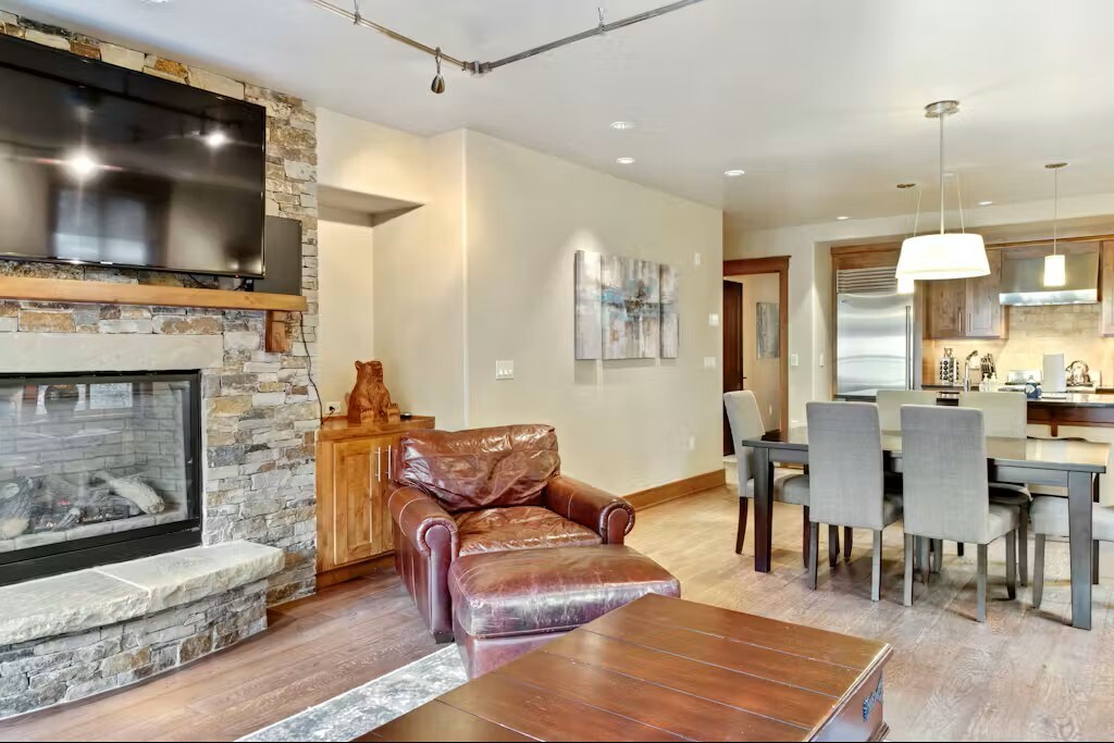 Living Room - Comfortable seating