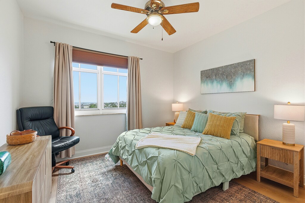 Queen Bedroom + Ocean Views