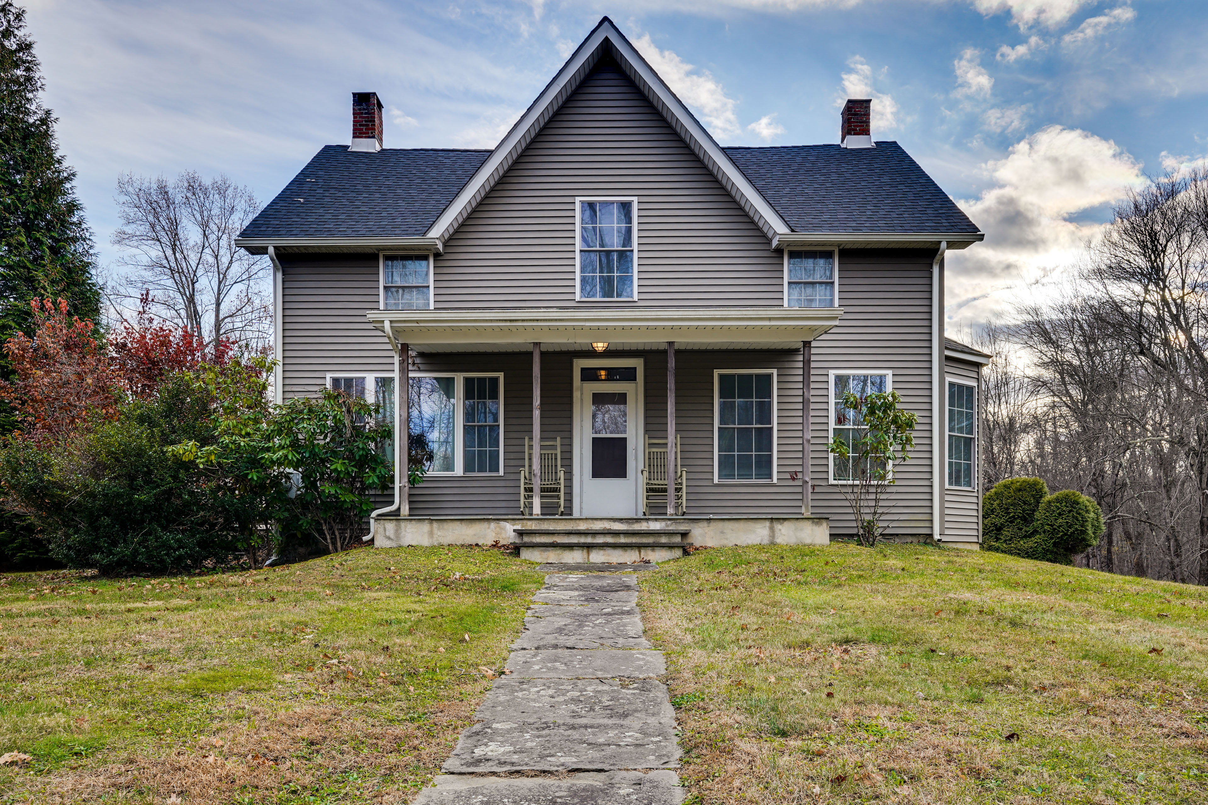 7 Mi to The Walkway: Hudson Valley Adventure Base