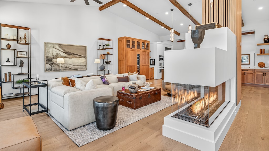 Great Room, Upper Level