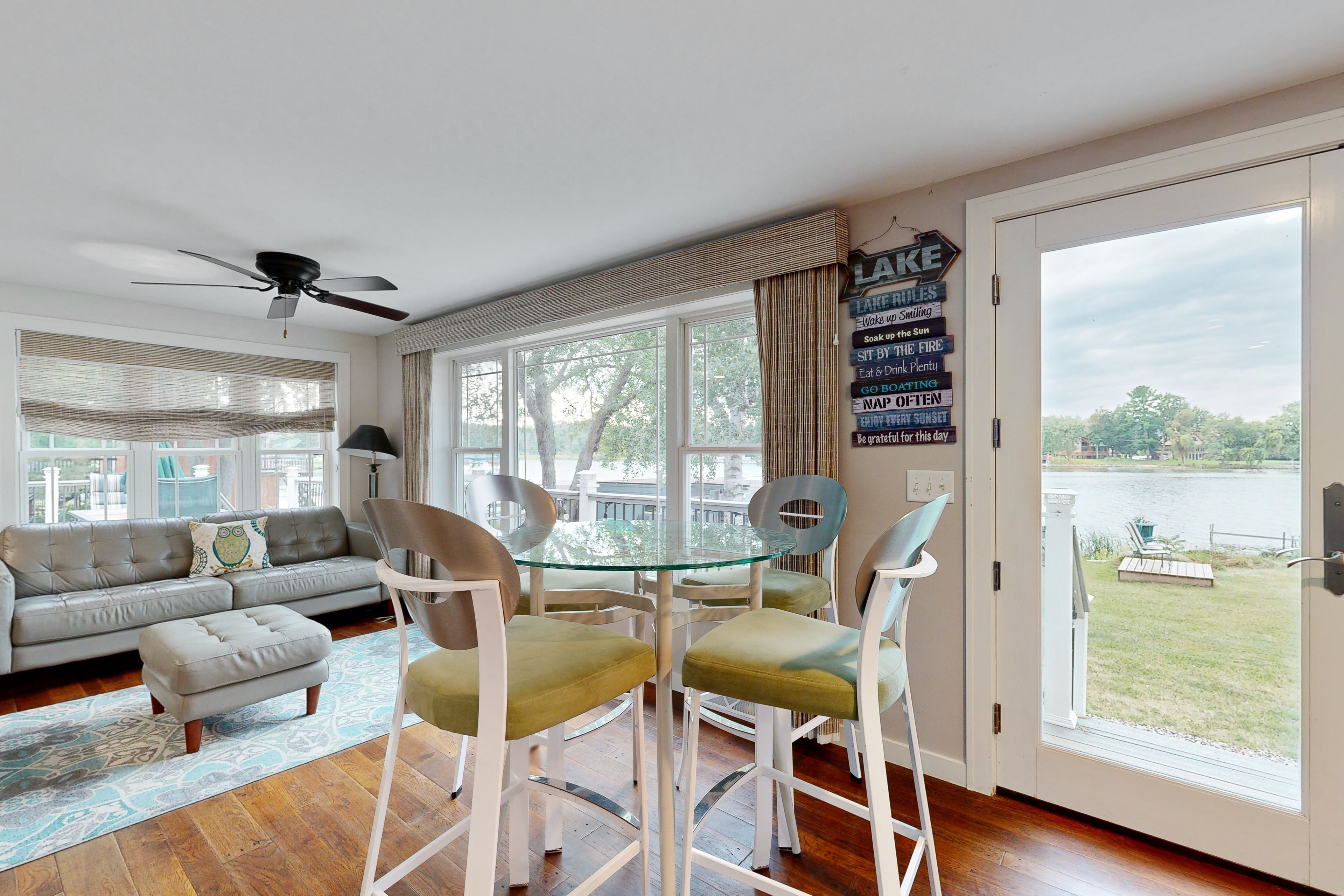 4 BR Tranquil Lakefront Retreat w/ Fire Pit