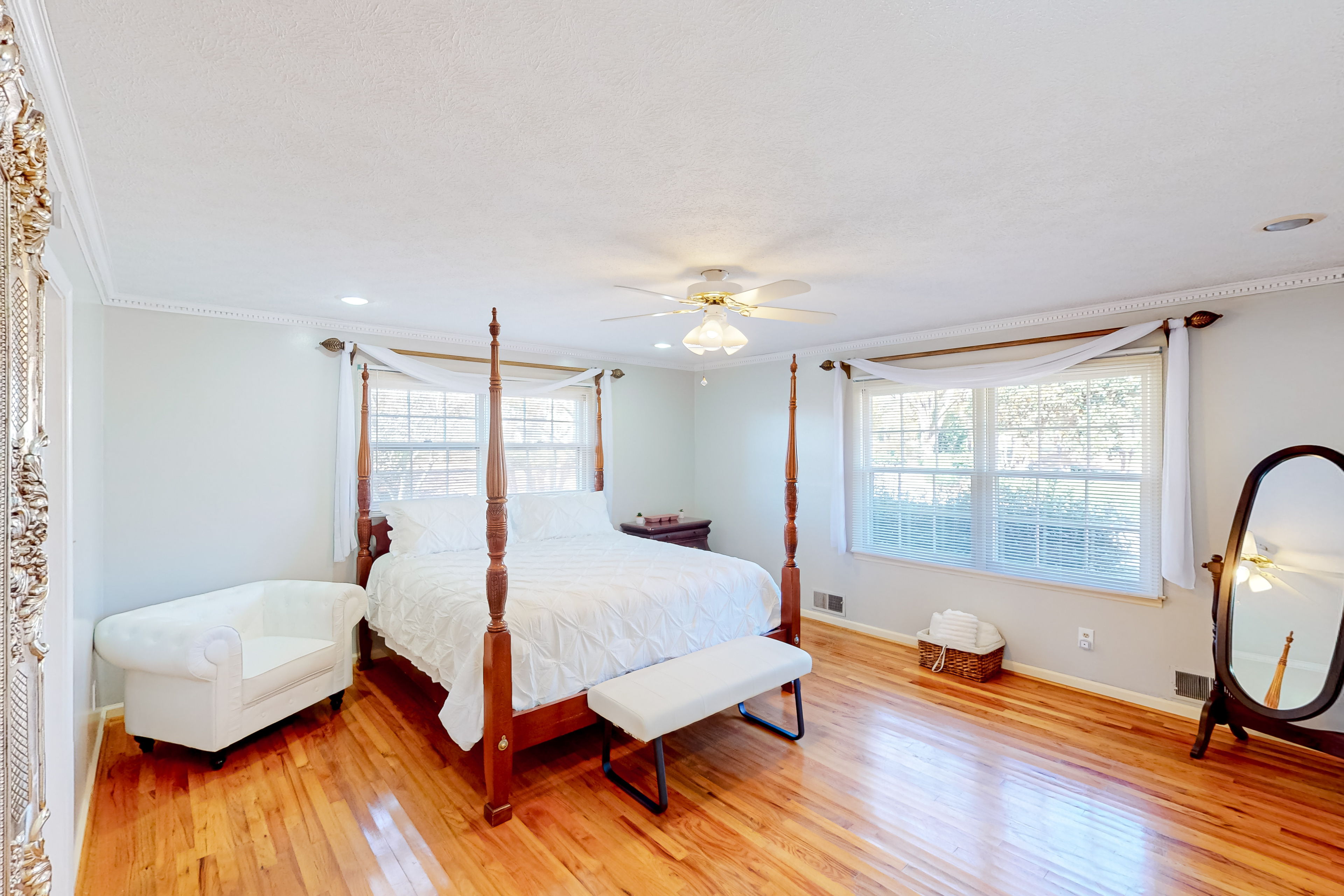 4BR Waterview Home w/ Pool, Fire Pit & Fishing