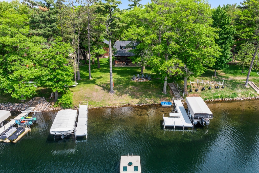 Plenty of space to dock your boat