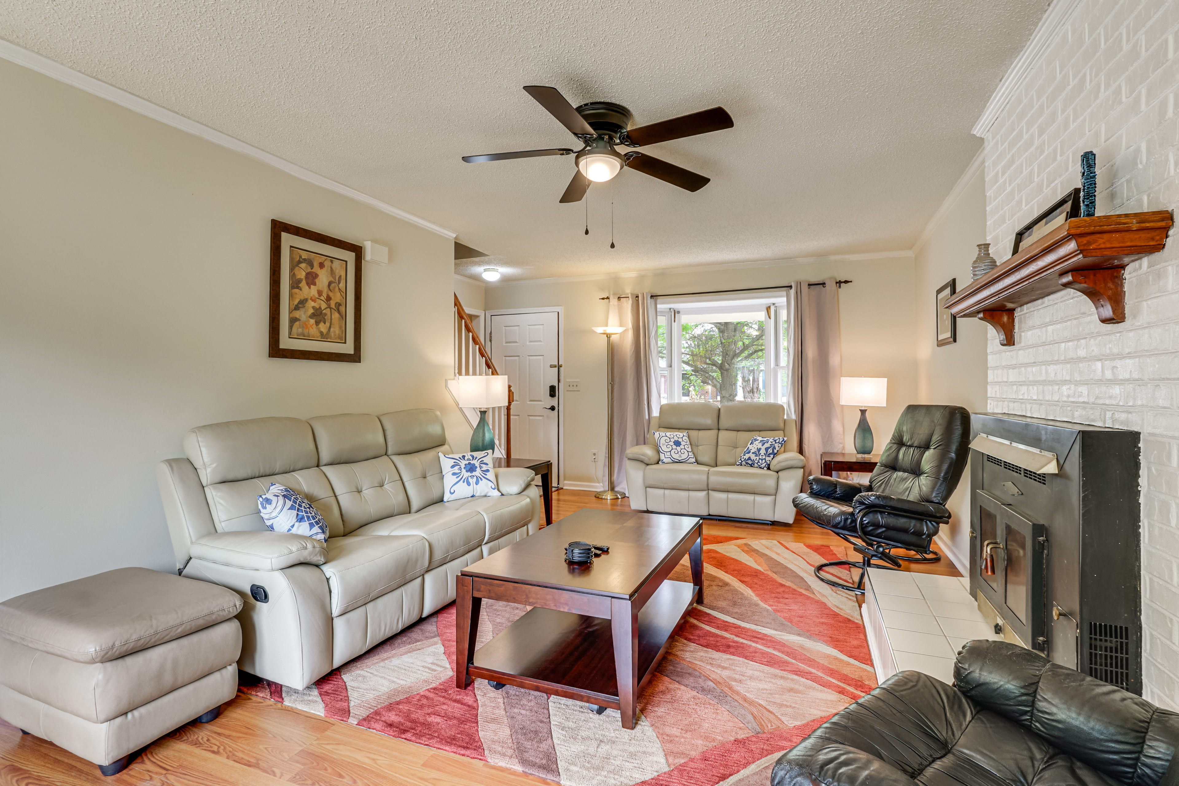 Quiet Family Home w/ Yard! 9 Mi to Dtwn Greenville