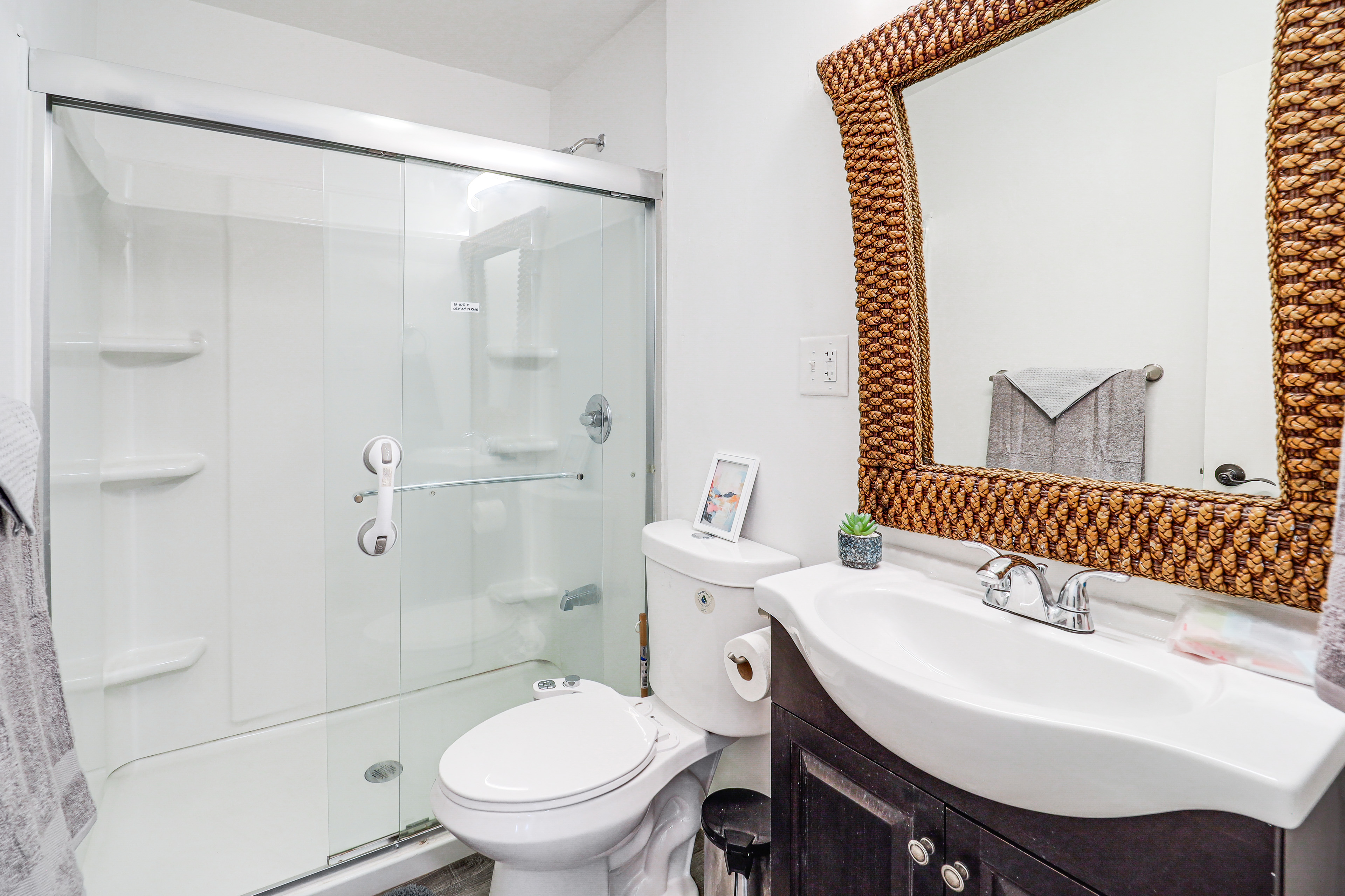 ‘Mountain Golf’ Family Home w/ Deck in Spruce Pine