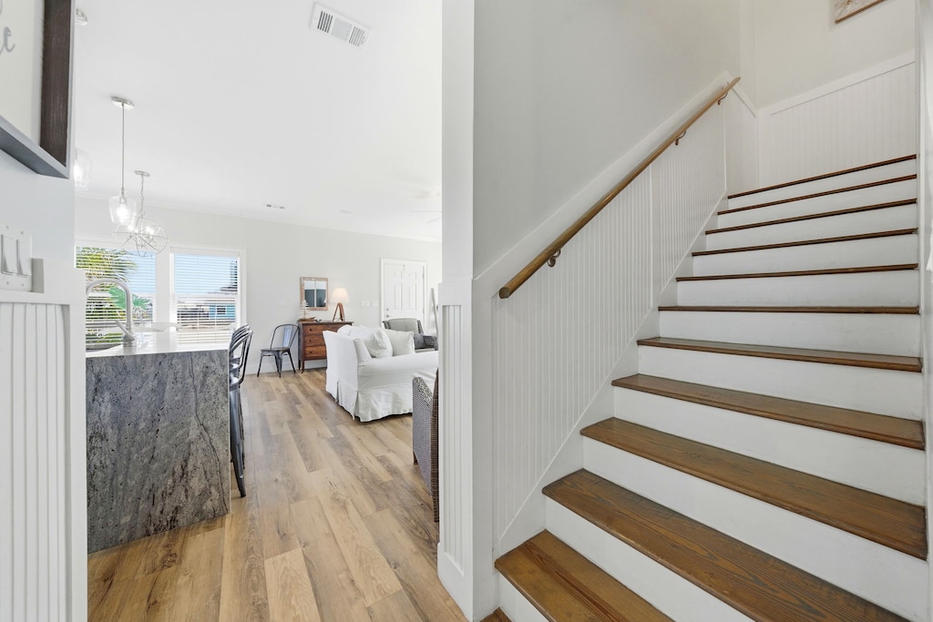 Main Level Staircase