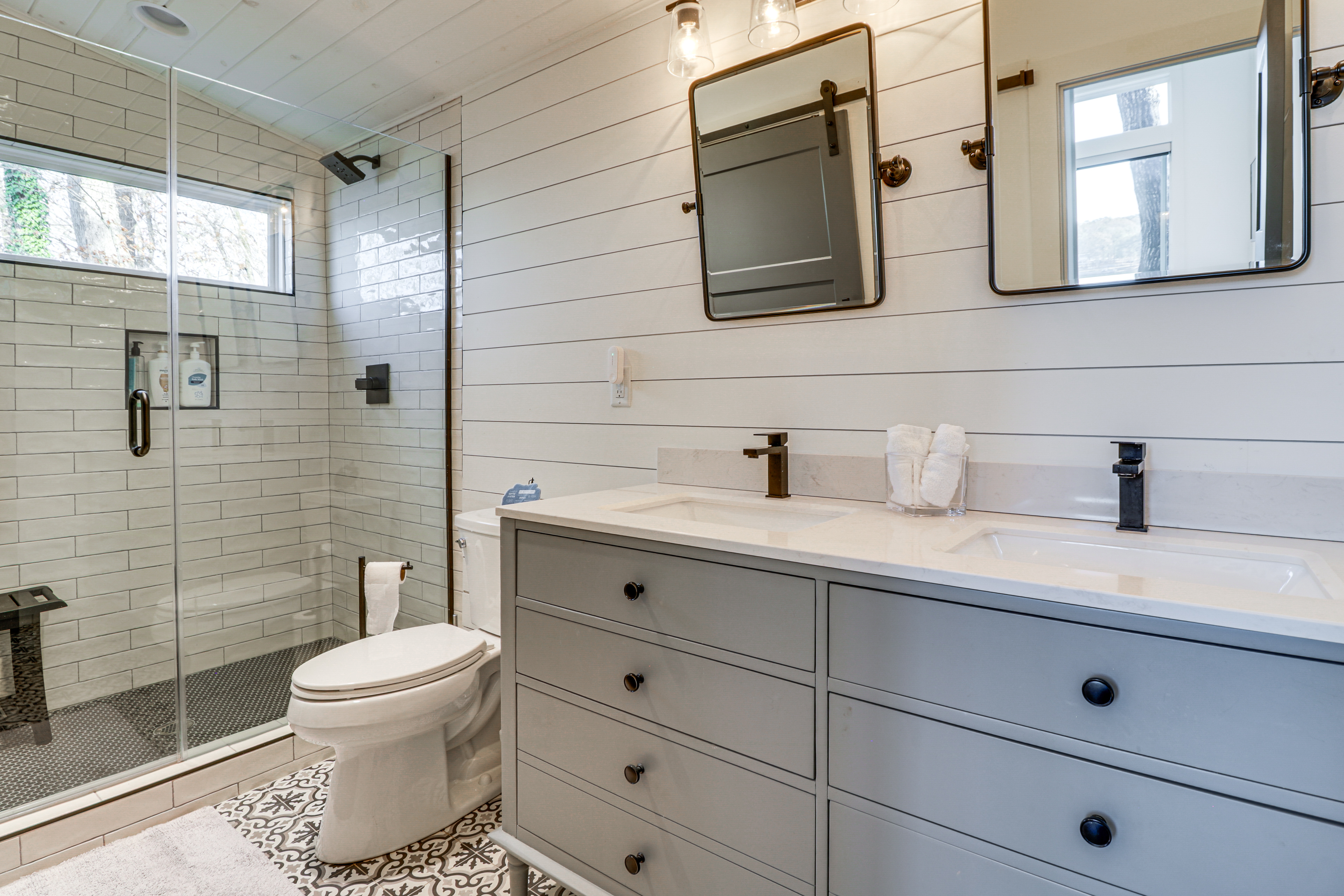 Family-Friendly Lakefront Gem w/ Dock in Talladega