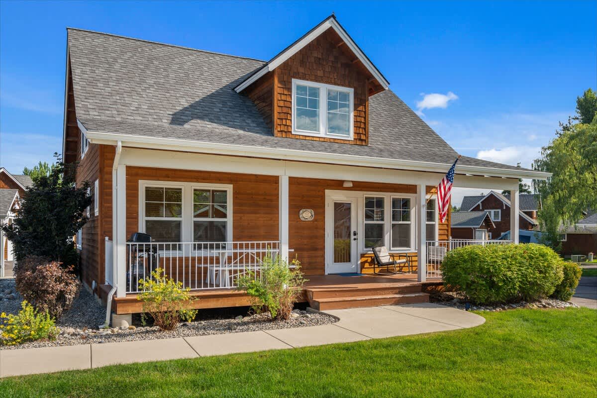 3BR Dover Bay Home | Dogs OK | Near Schweitzer
