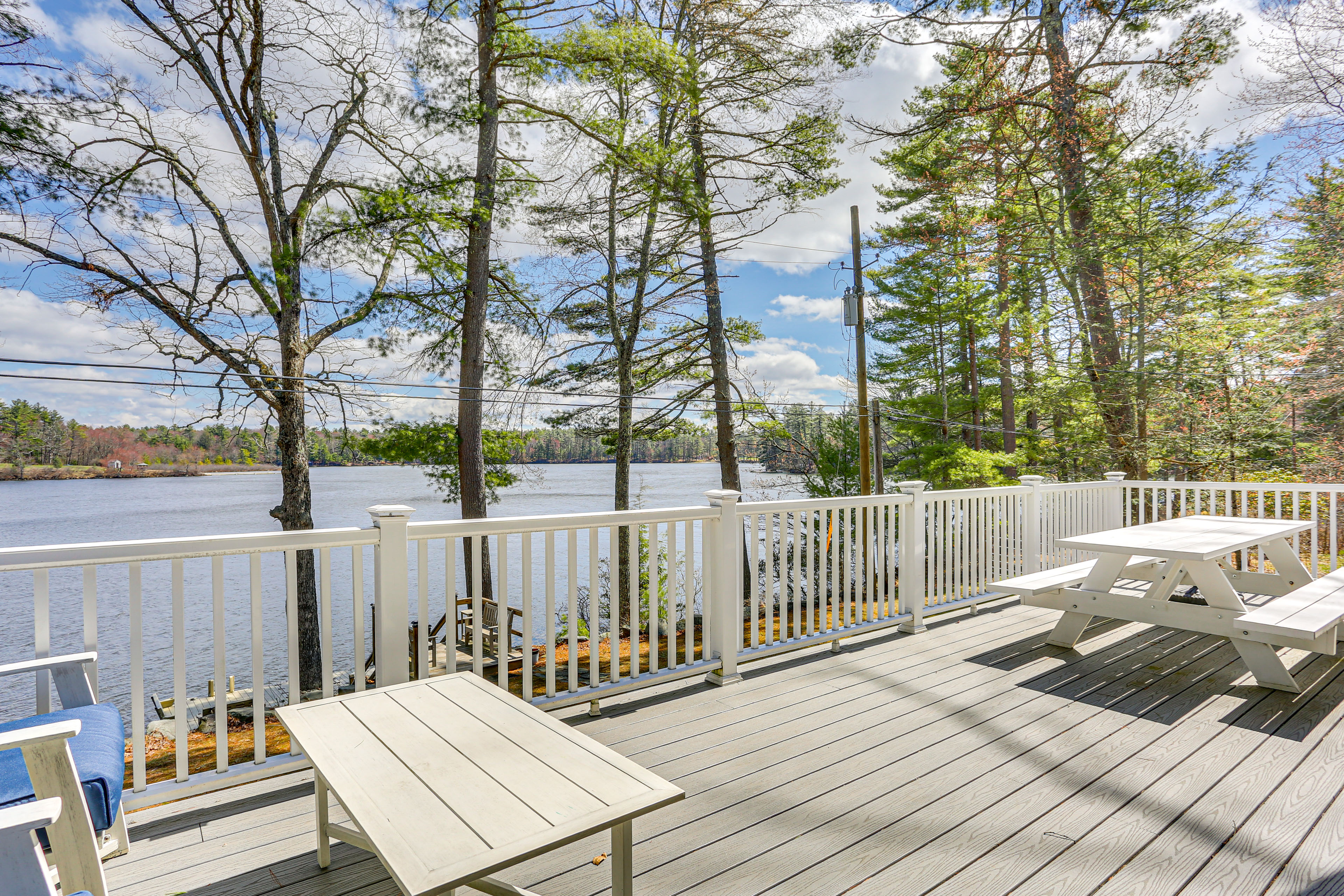 A-Frame Waterfront Escape on Lochada Lake