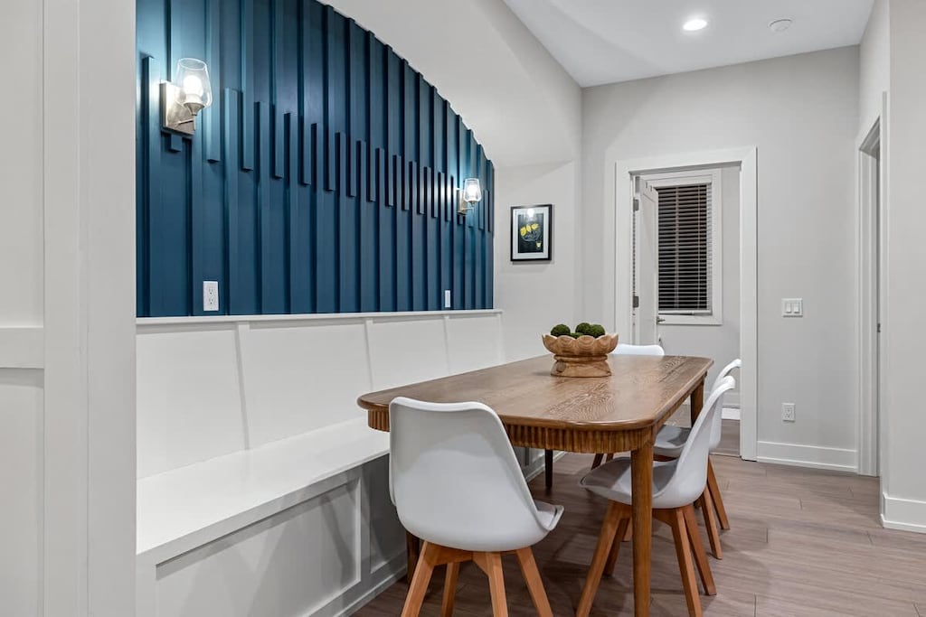 Who needs a restaurant when dinner looks this good?