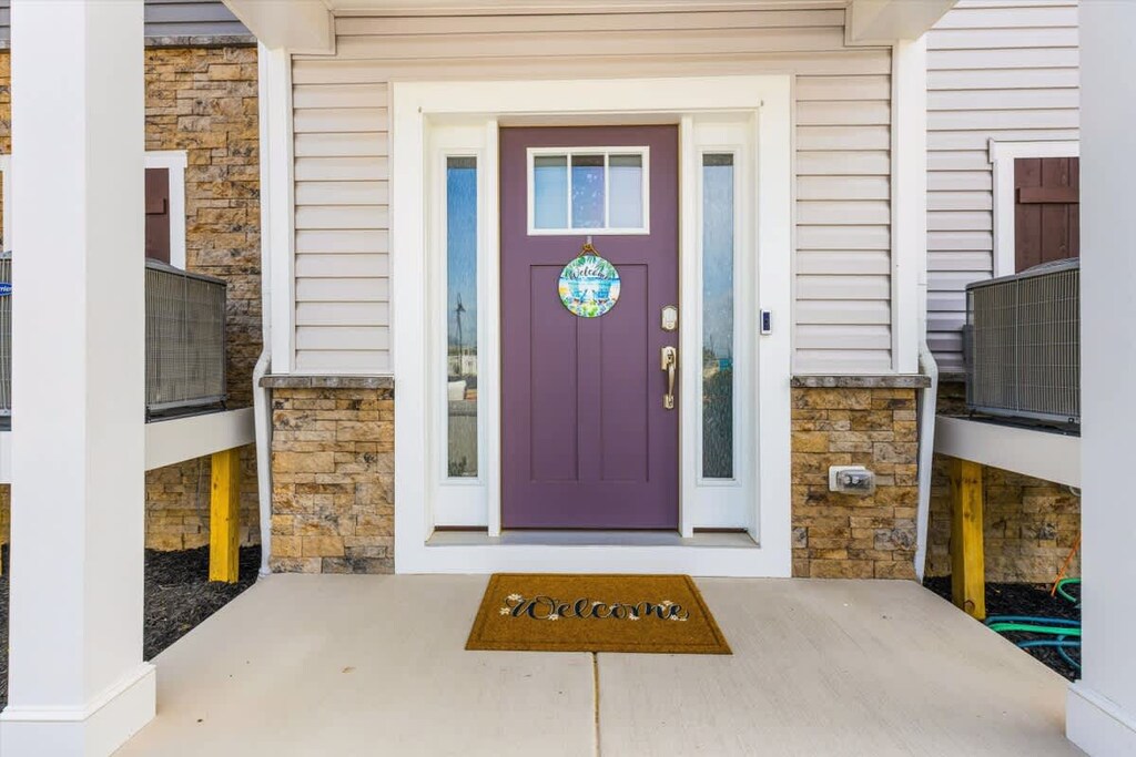 front door 