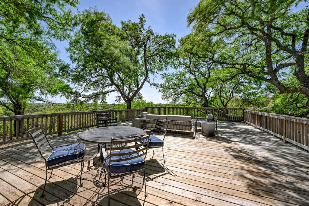 Main House Outside Deck Area