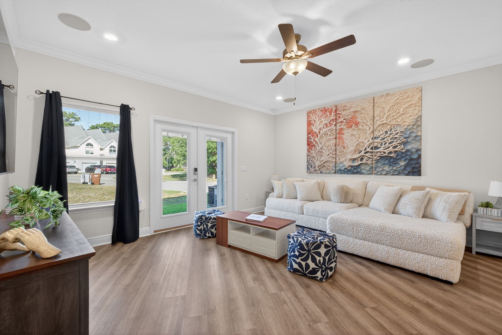 Coastal Haven 10 Mins to Beach Family Retreat