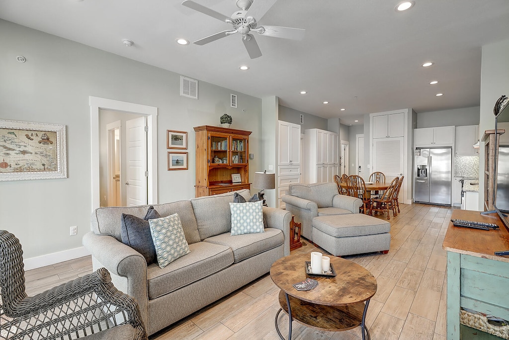 Shells on the Beach. 