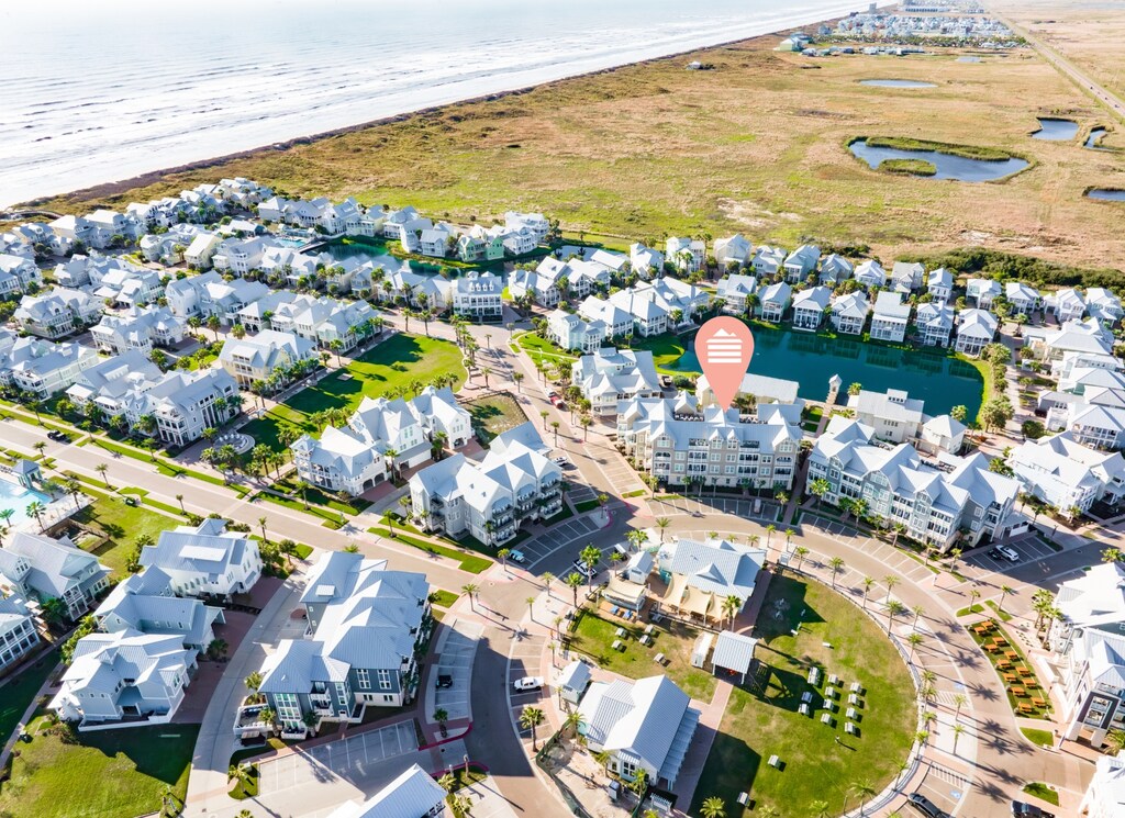 Aerial View, Location. 