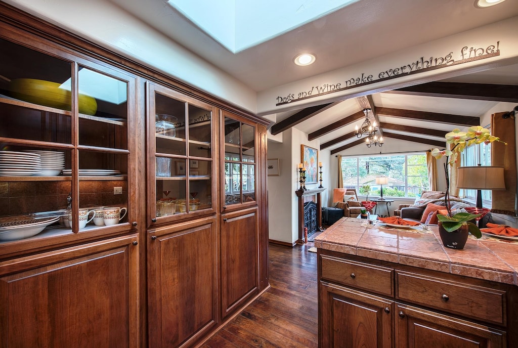 Fully Equipped Chef's Kitchen with Custom Cabinetry