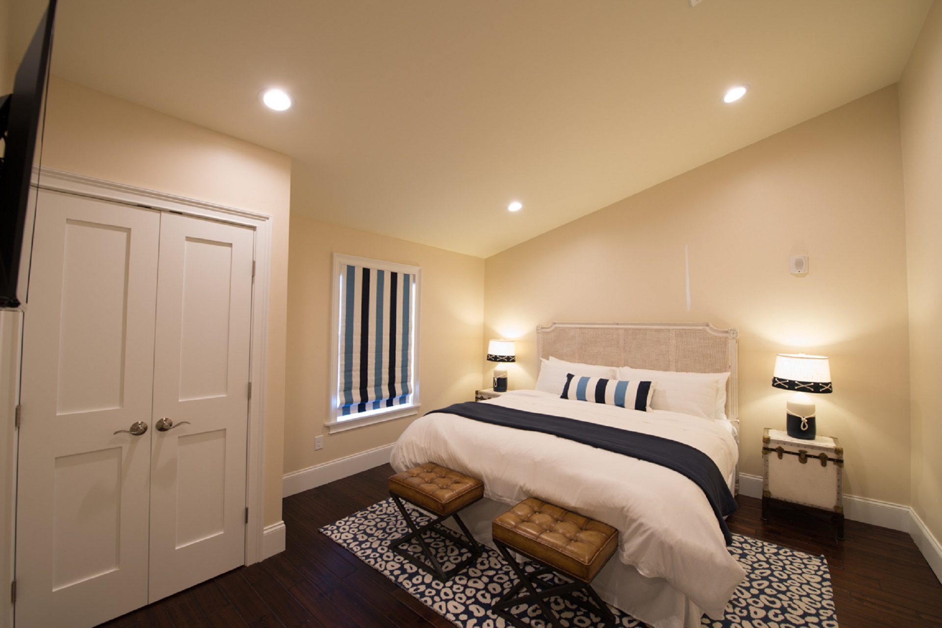 359 Thames Street Northeast