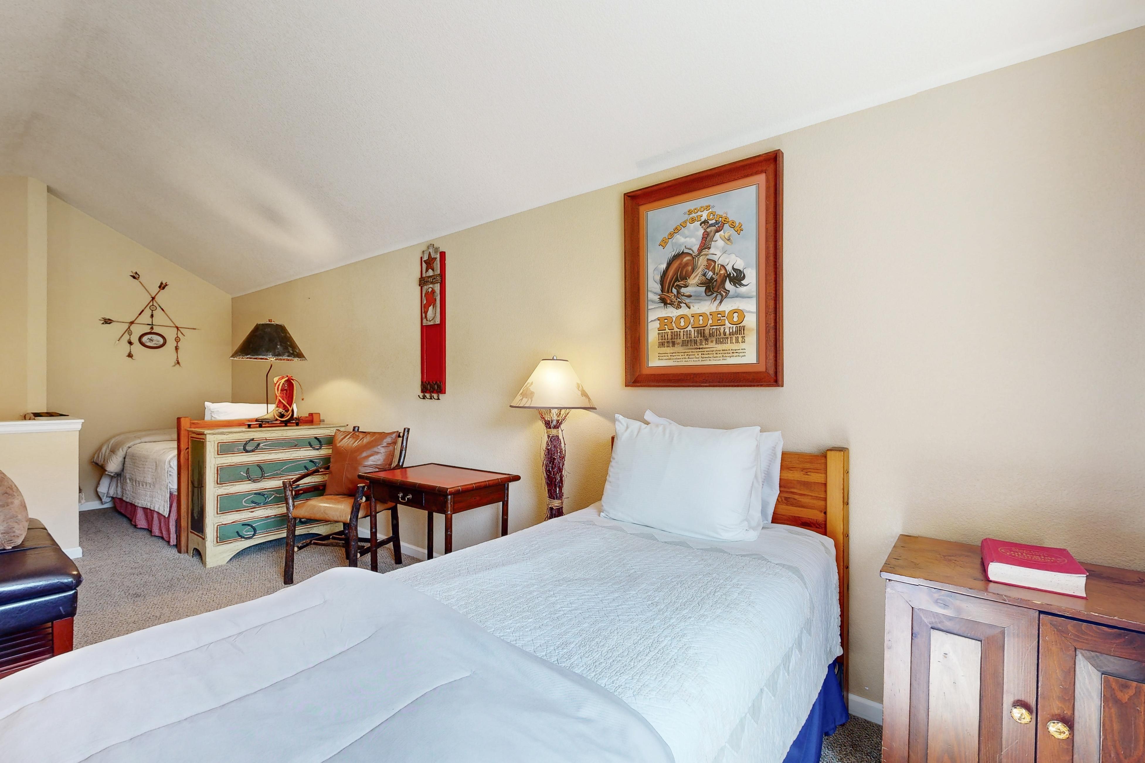 Riverside Treehouse Riverside Treehouse