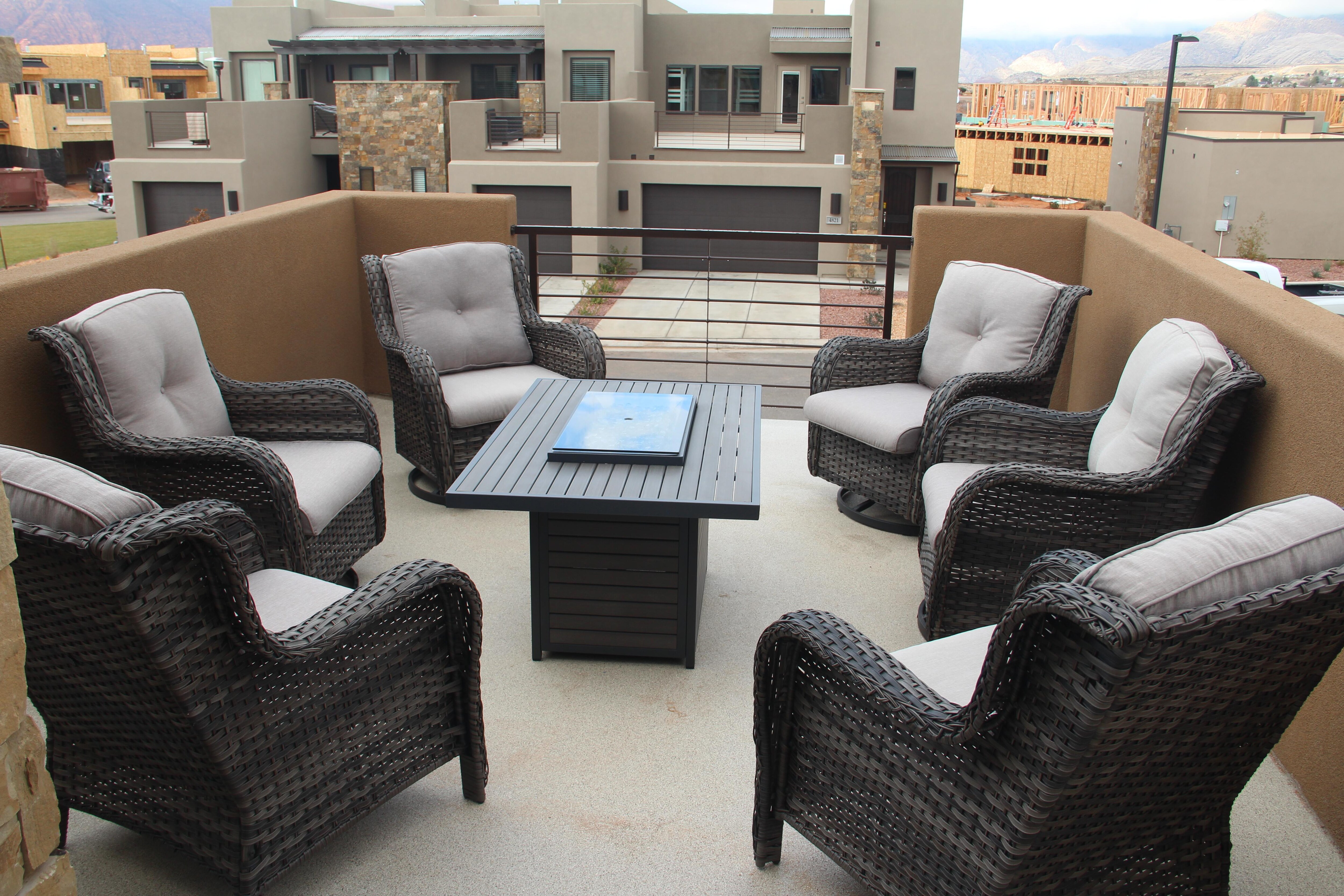 The Front Patio can comfortably accommodate all of your guests and is the perfect place to relax while enjoying a beautiful sunset.