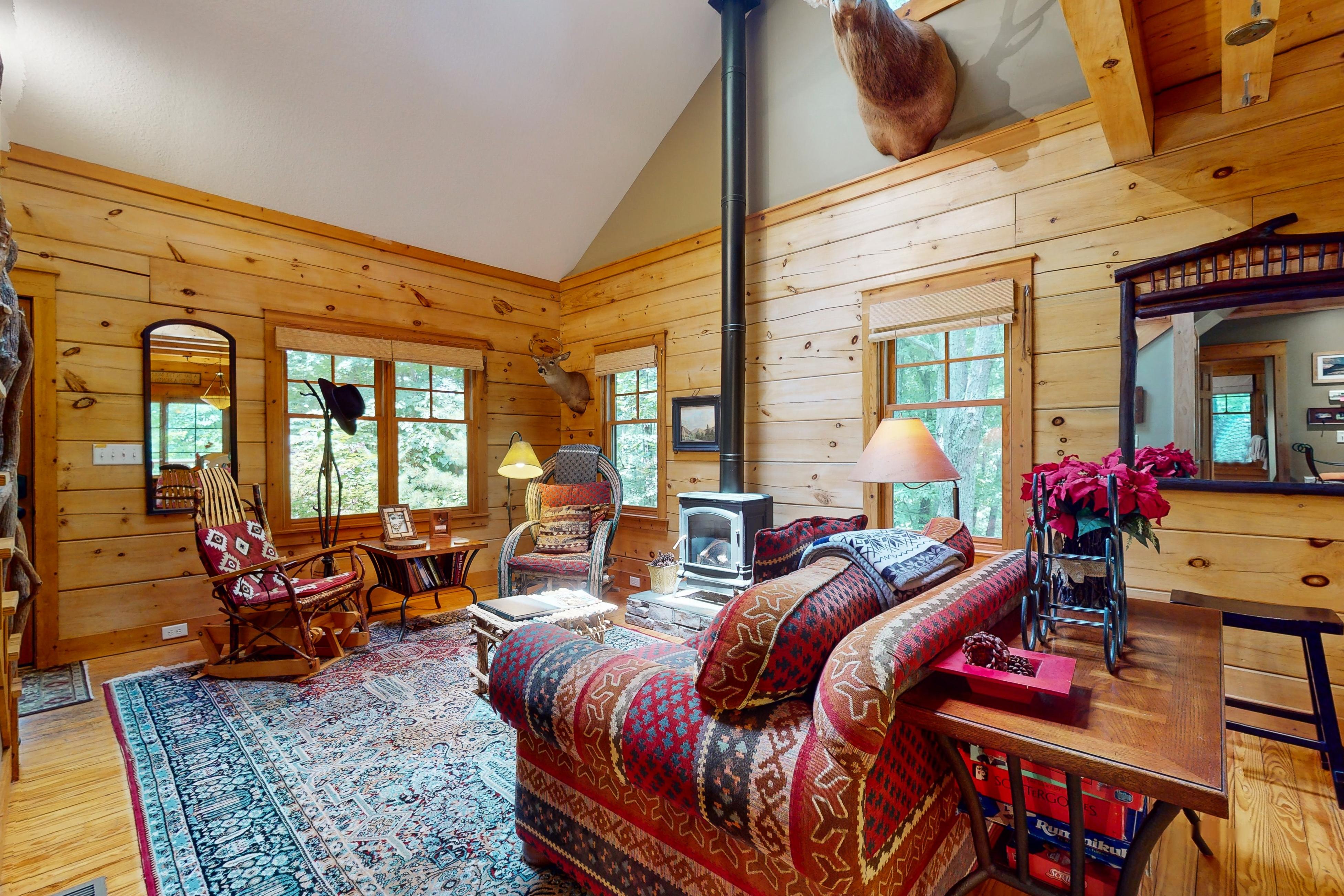 Property Image 2 - Elkhorn Cabin