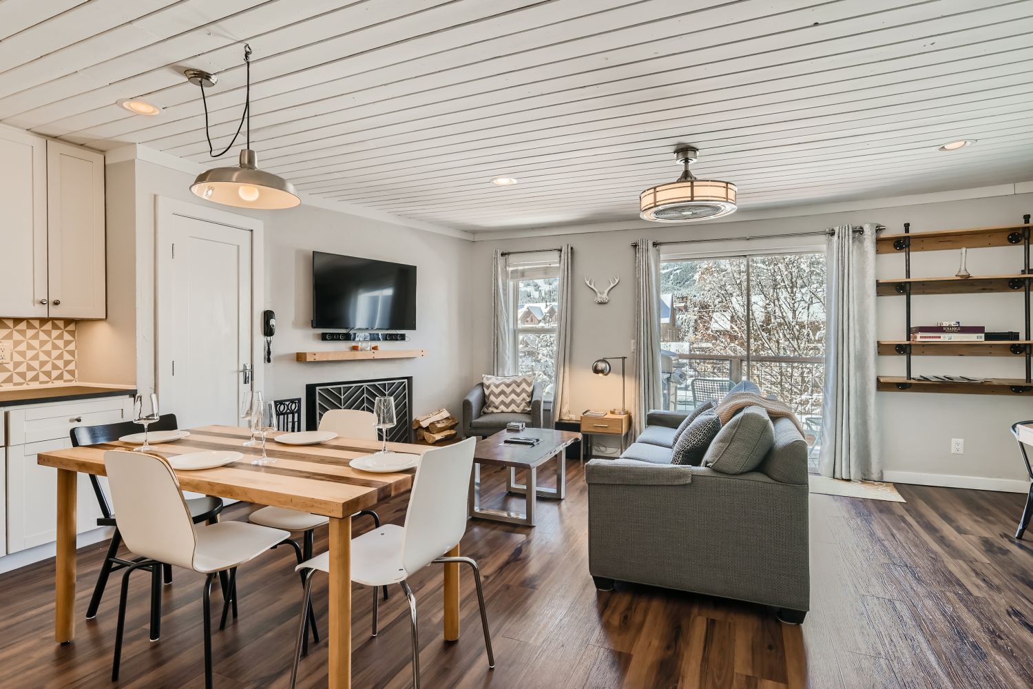 Welcome to Alpine 303 - a cozy, updated condo in the heart of downtown Breckenridge! - 