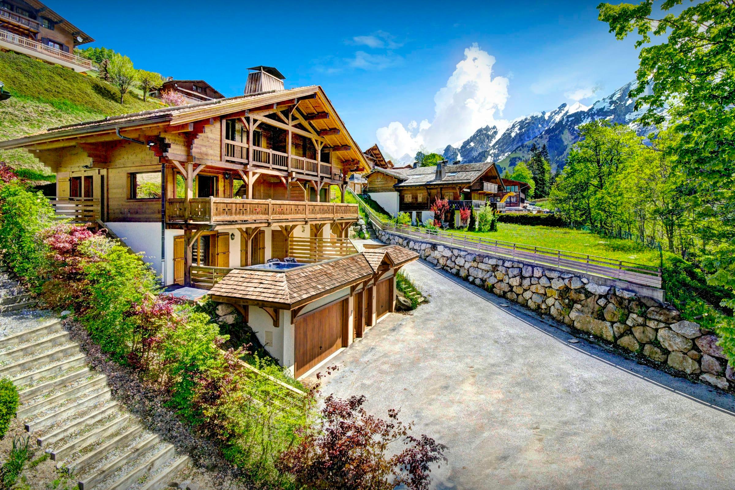 Property Image 2 - Family-Friendly Chalet With Hot Tub