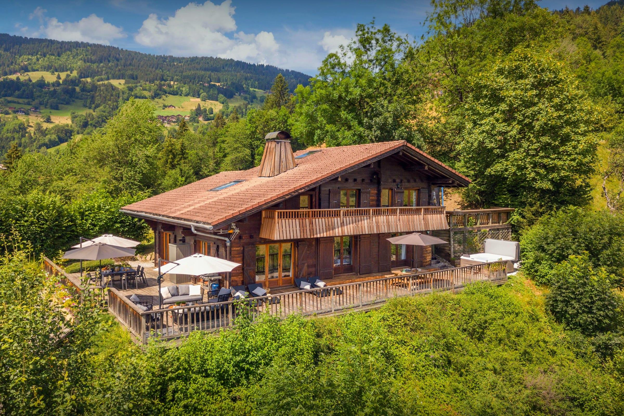 Property Image 1 - Spacious Chalet With Mesmerizing Views