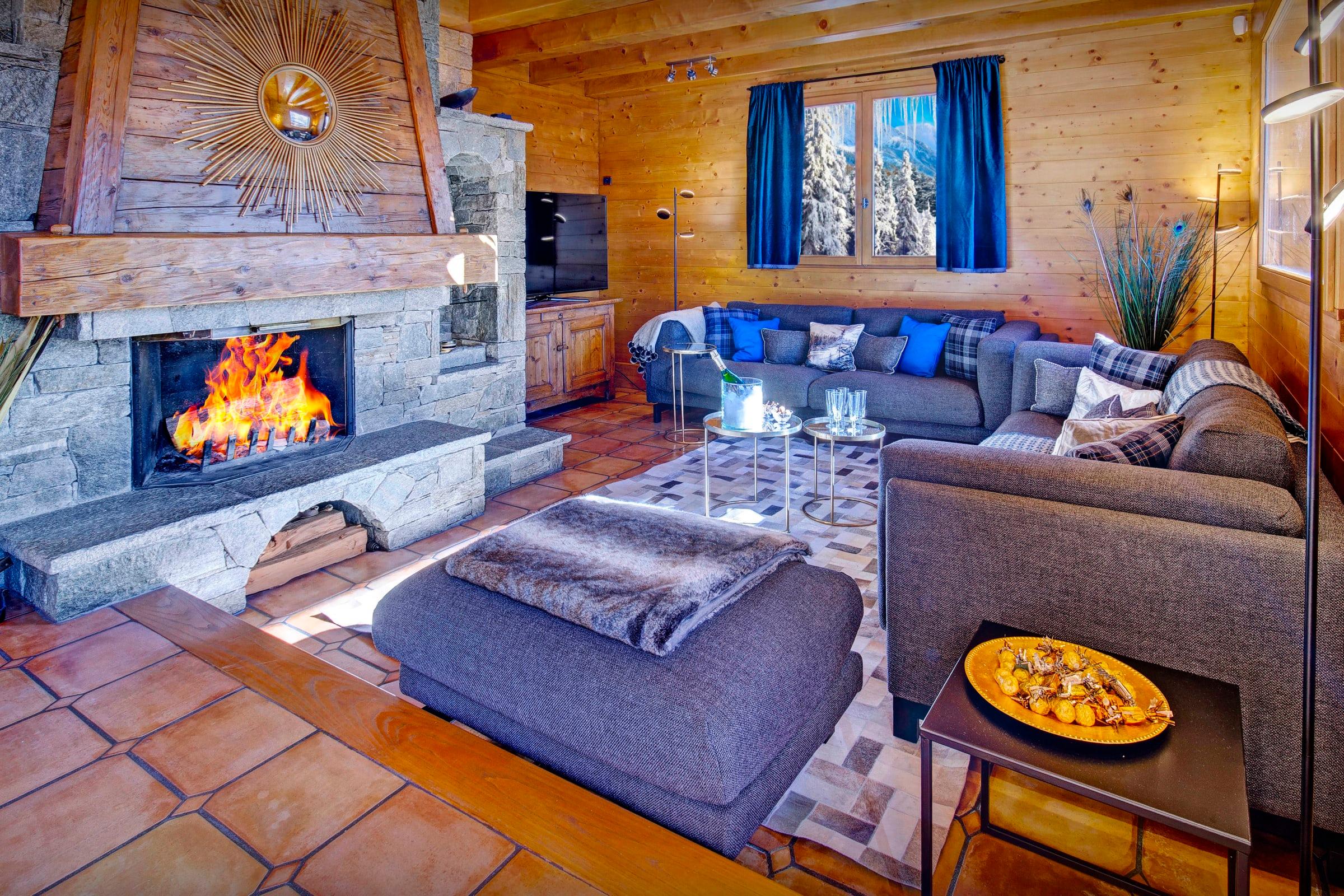 Property Image 1 - Cozy Chalet With Hot Tub and Sauna