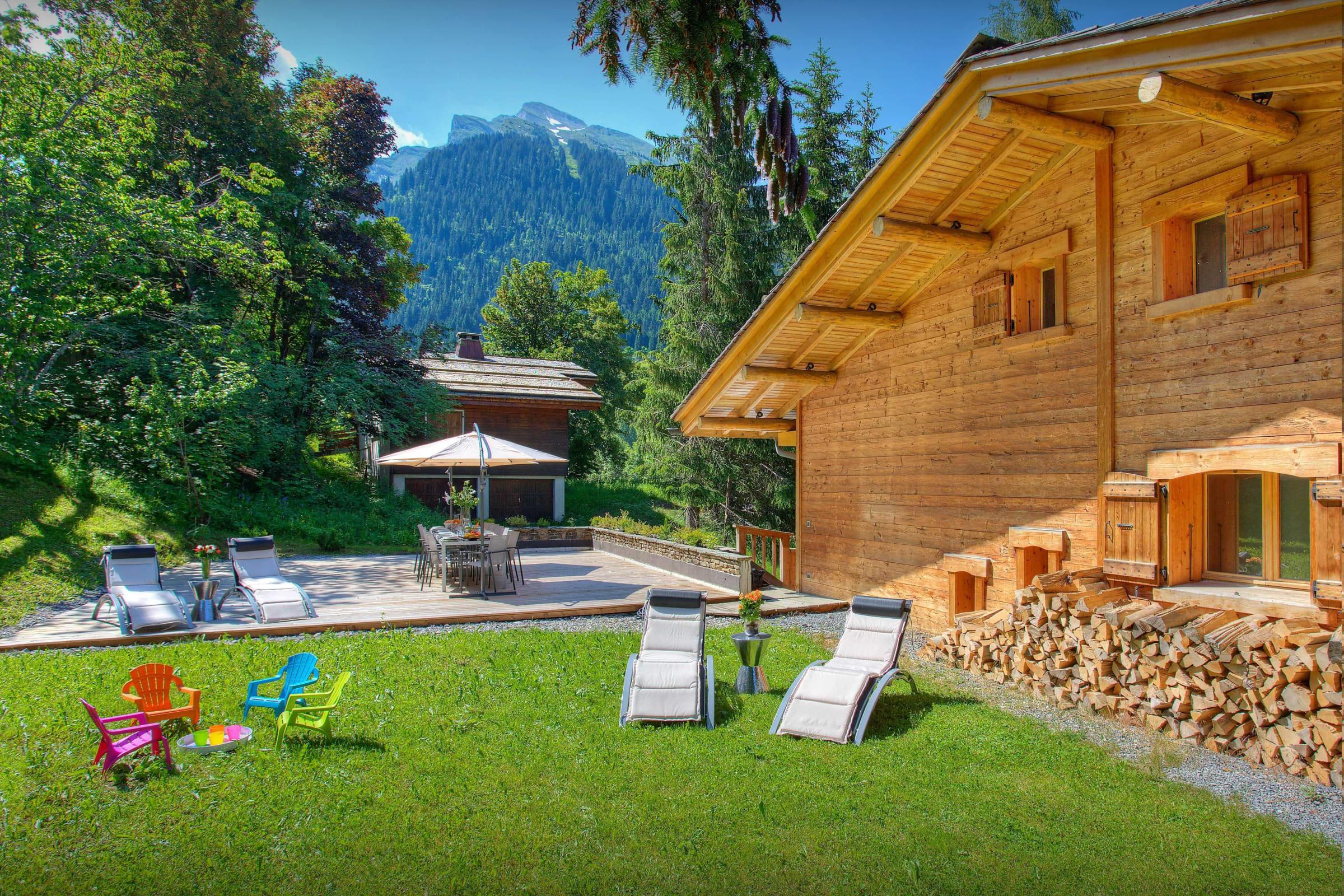 Ideally Situated Chalet With Sauna