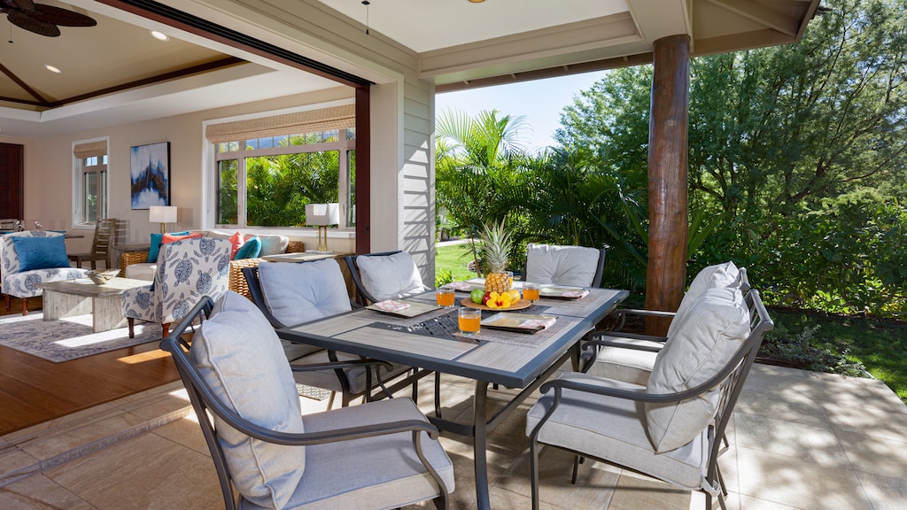 Welcome to Dolphin Hale in the Kamilo Community