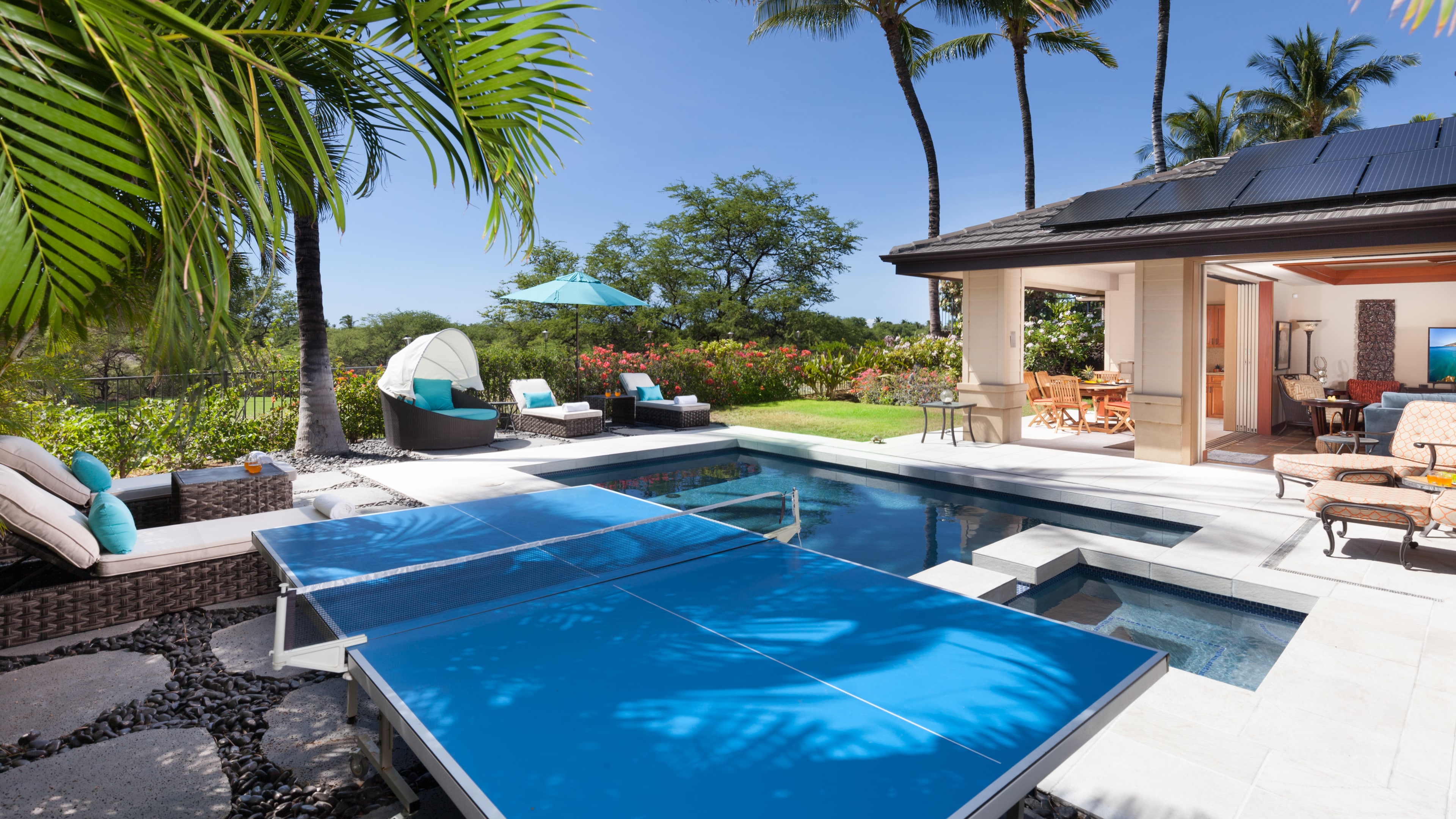 Welcome to Seabreeze - private backyard pool, spa, ping pong table and covered lanai for family fun
