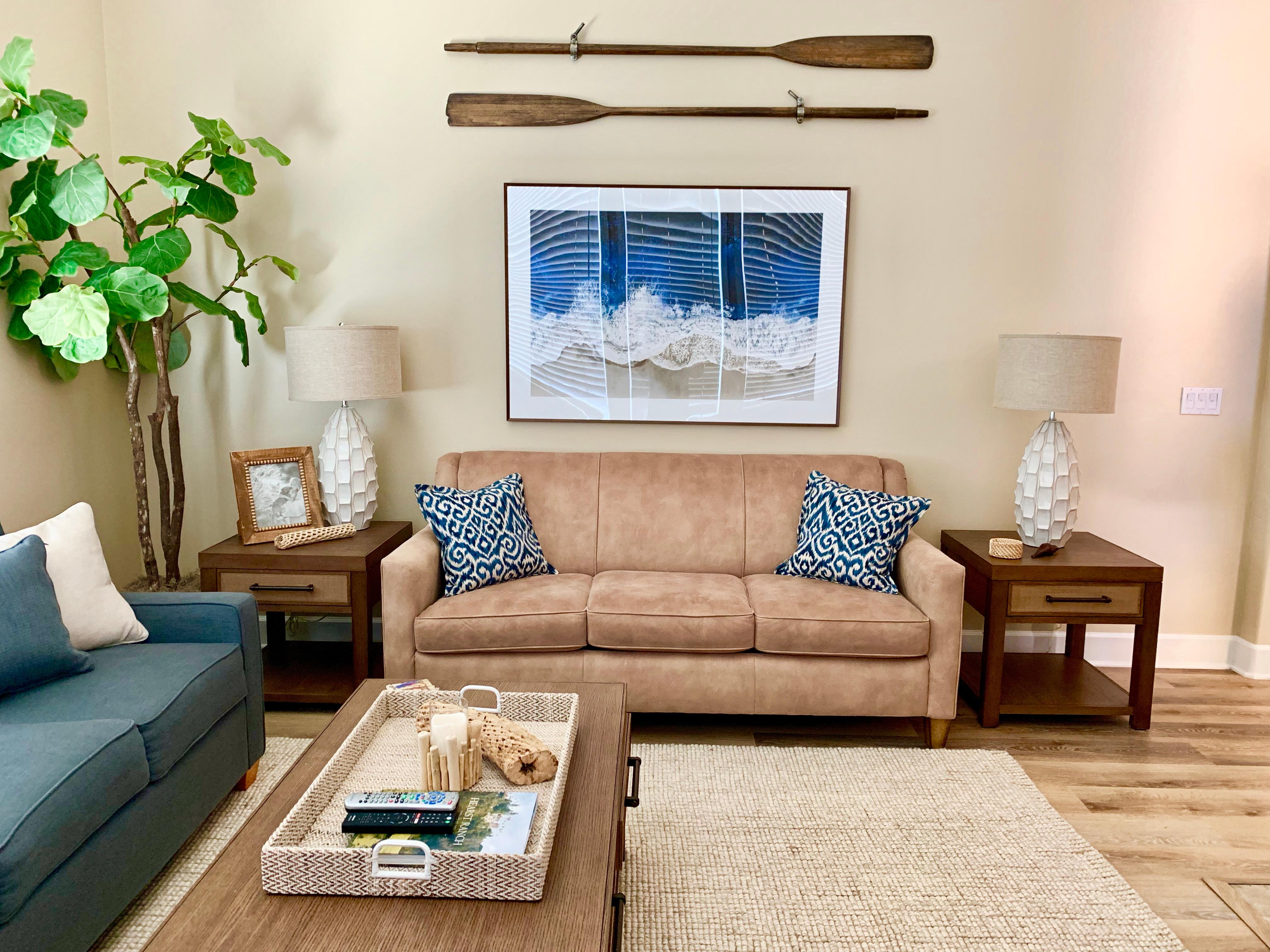 Sun-filled Beach Condo 50-yards from Avila Beach