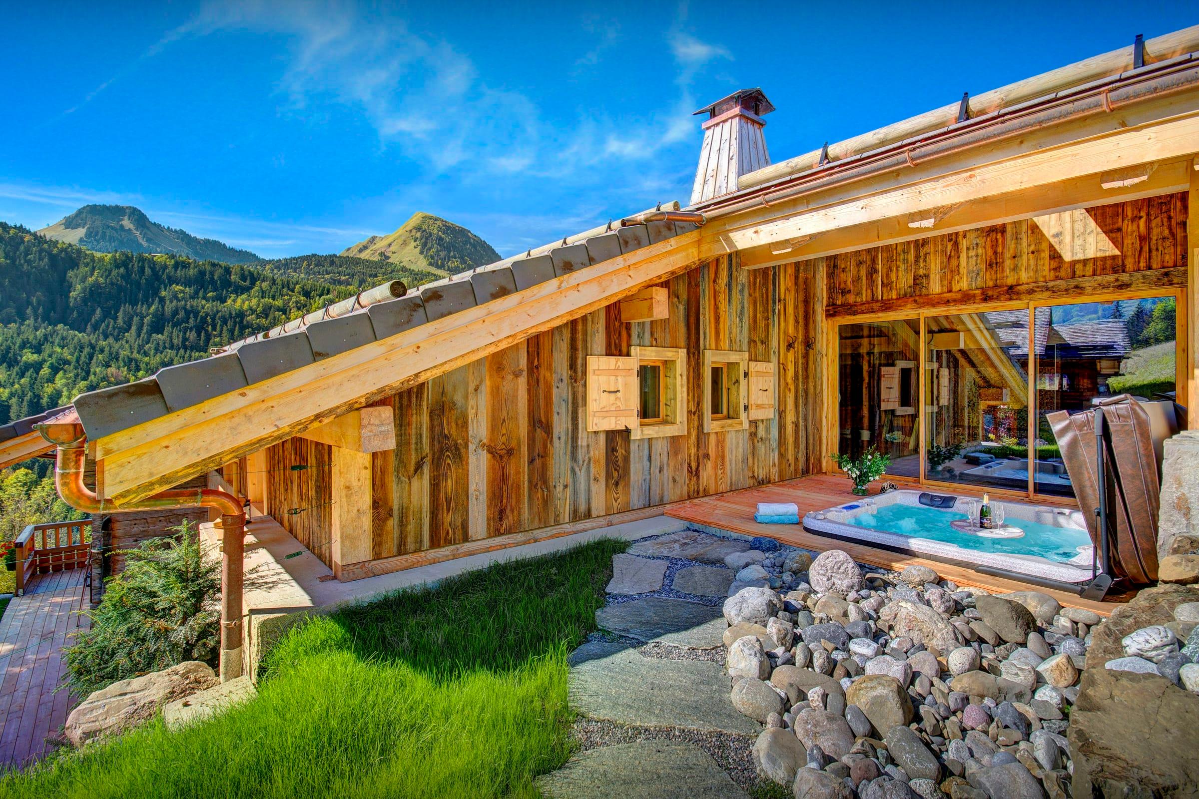 Property Image 1 - Cozy Five-Star Chalet With Hot Tub and Hammam