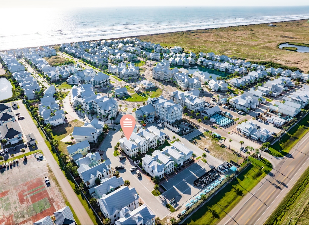 Aerial View, Location. 