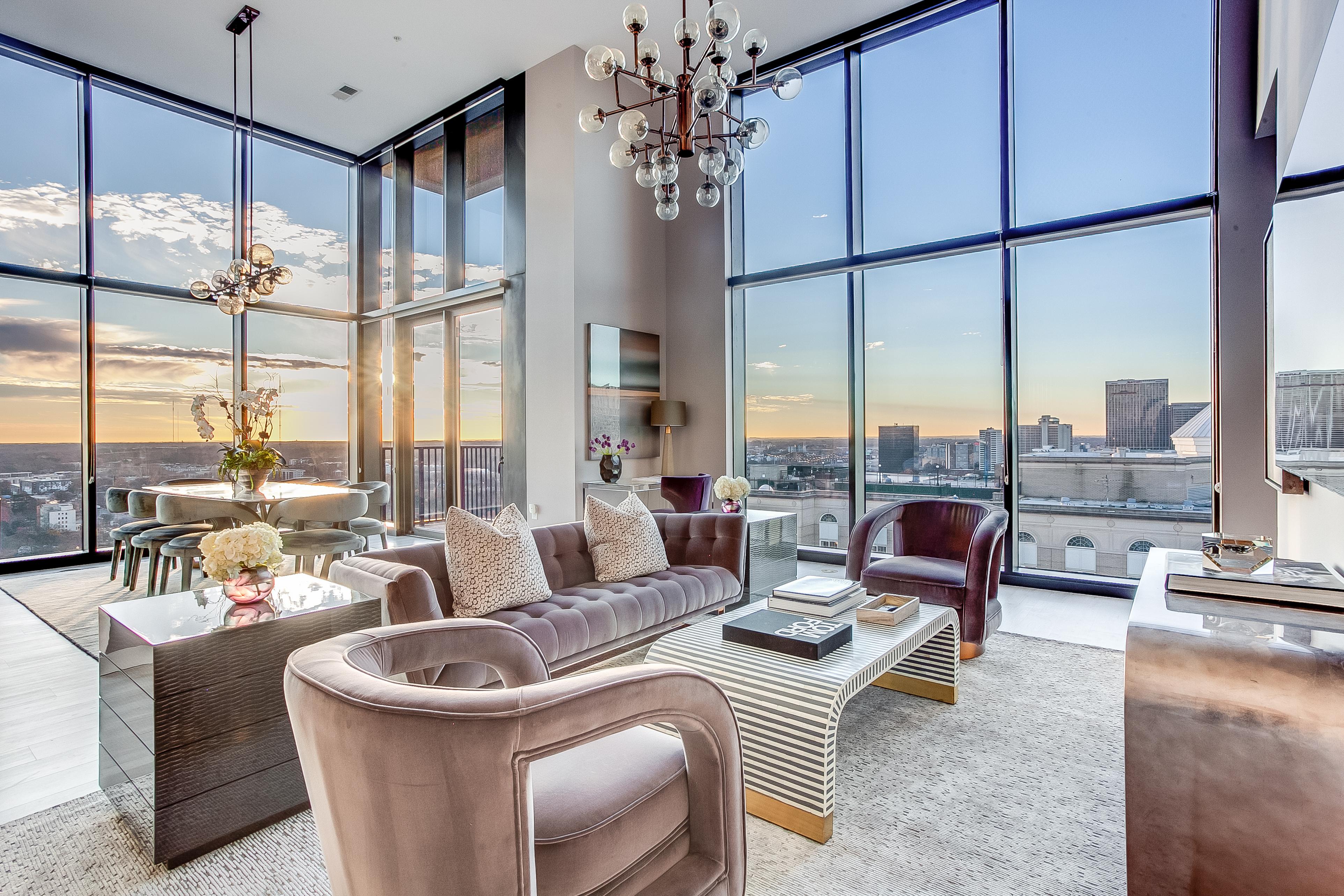 Property Image 1 - Spectacular Midtown Penthouse with Astounding Views