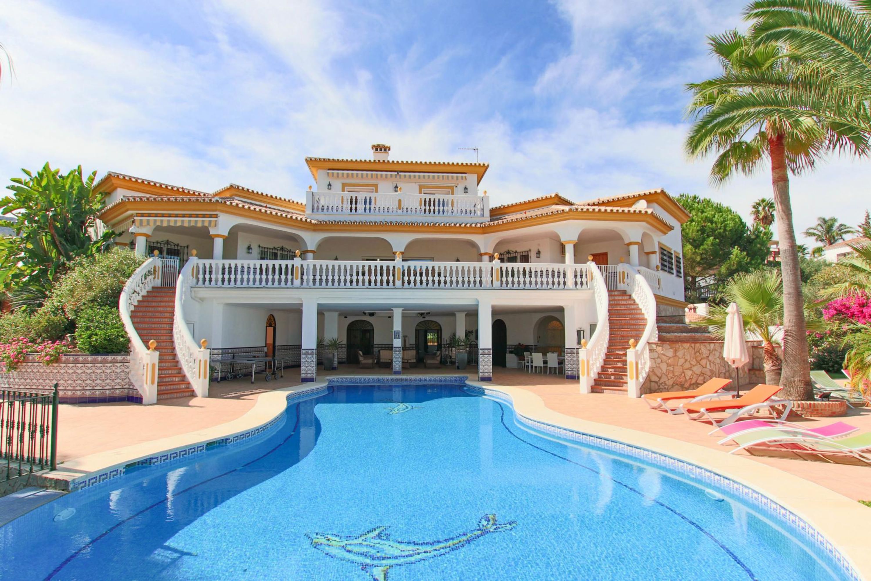 Property Image 1 - Spectacular 5 Bedroom Villa in Alhaurín de la Torre