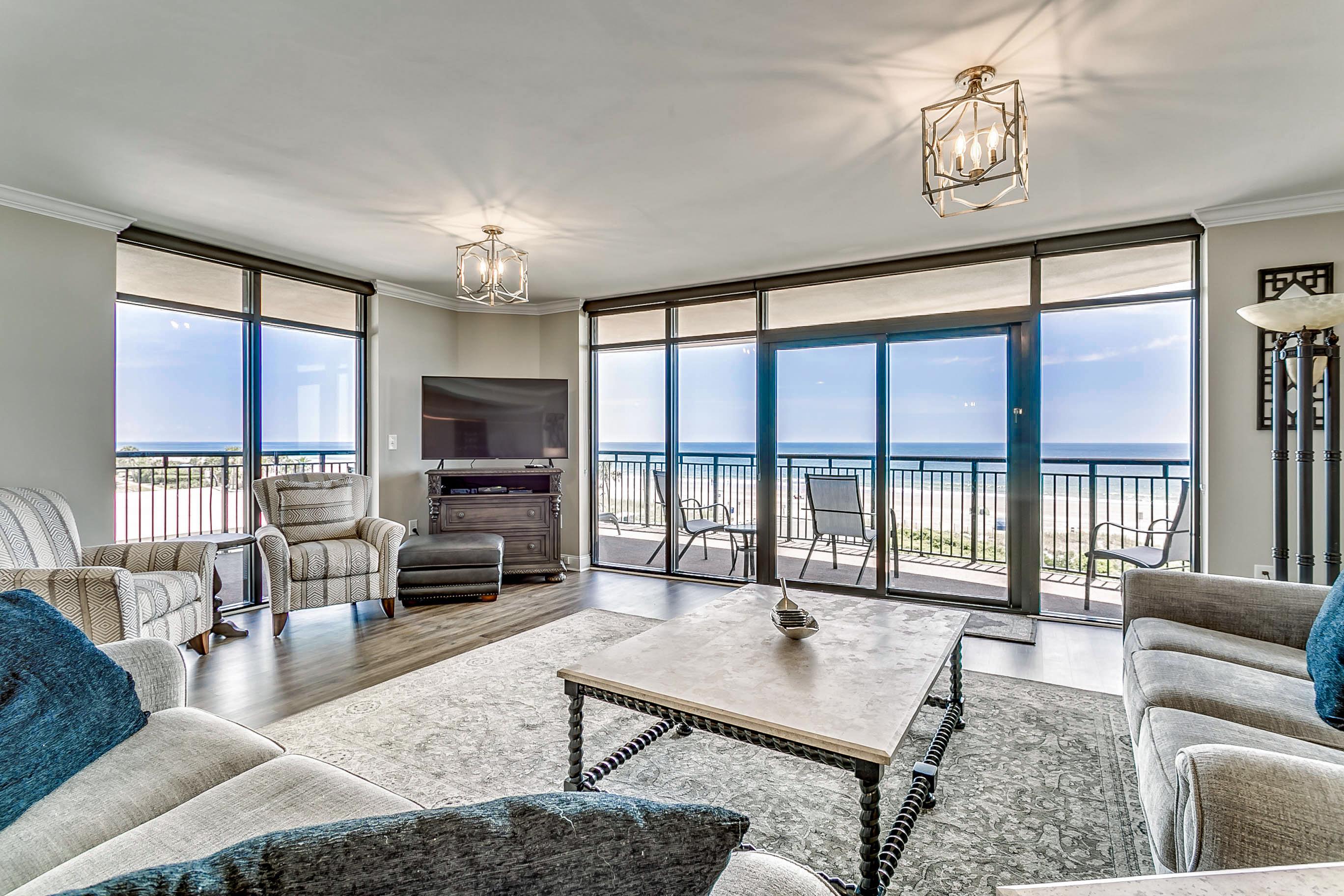 Property Image 1 - Stunning Oceanfront Condo with Huge Wraparound Balcony