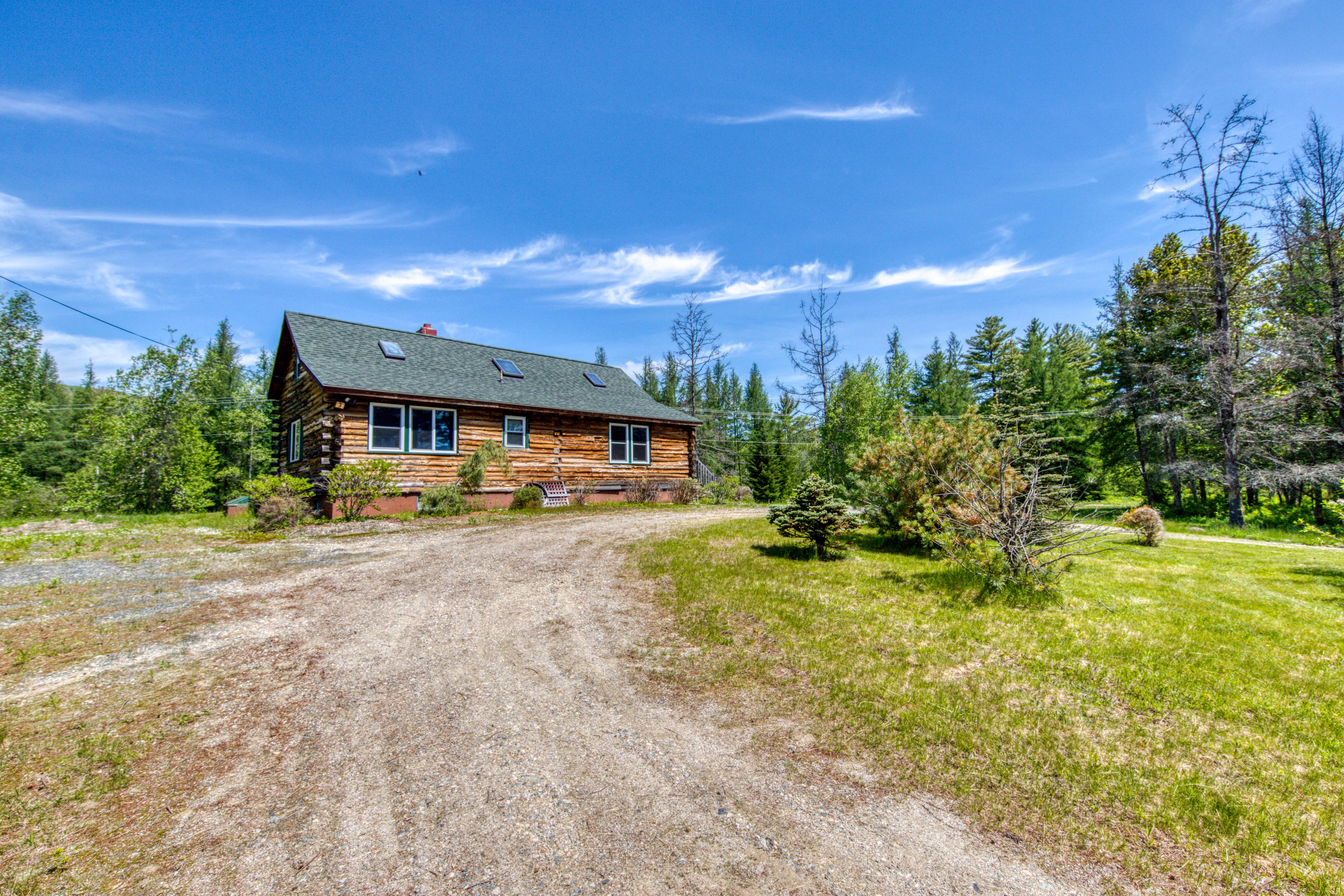 Property Image 1 - Twin View Log Home