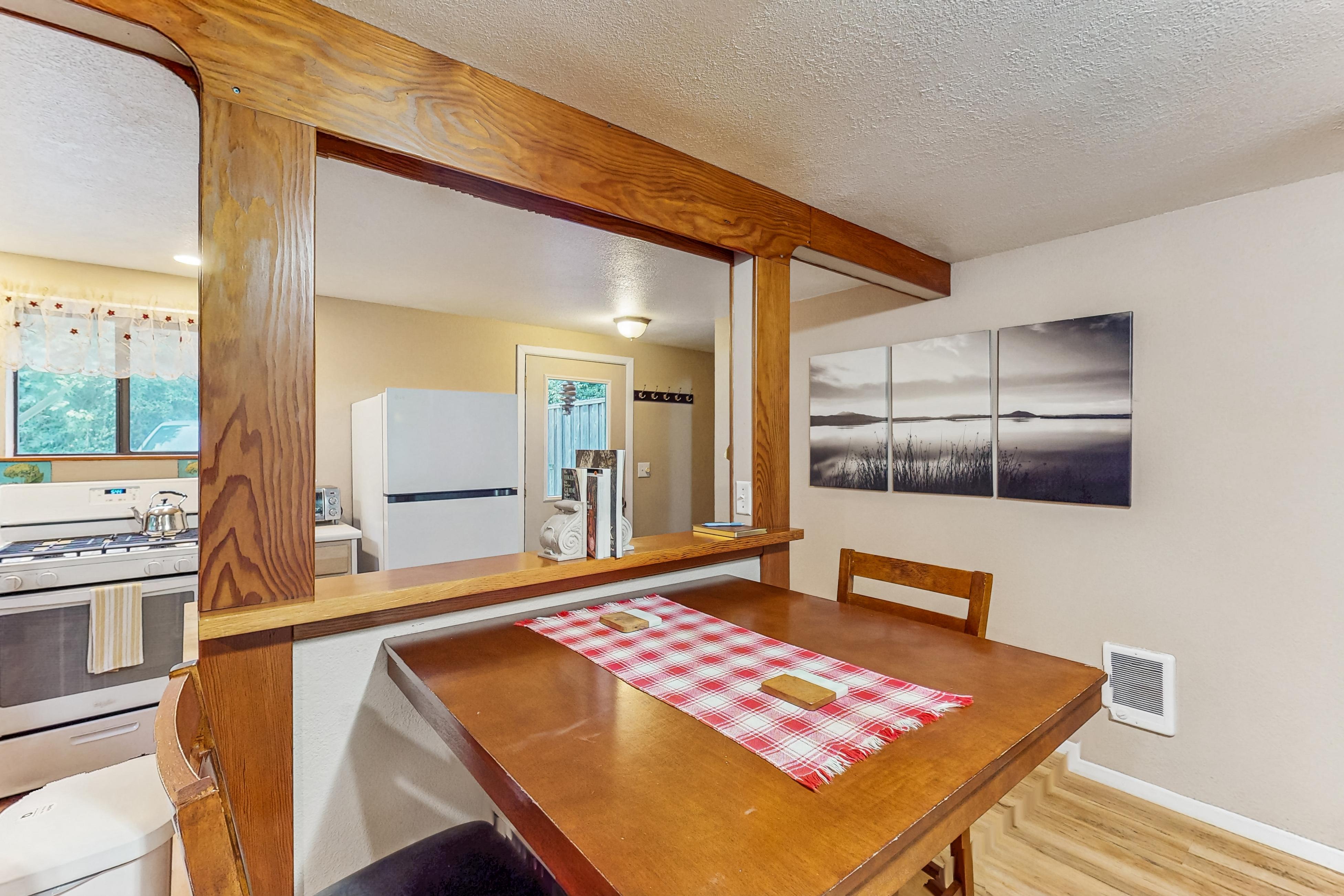 Peaceful Creekside Peaceful Creekside