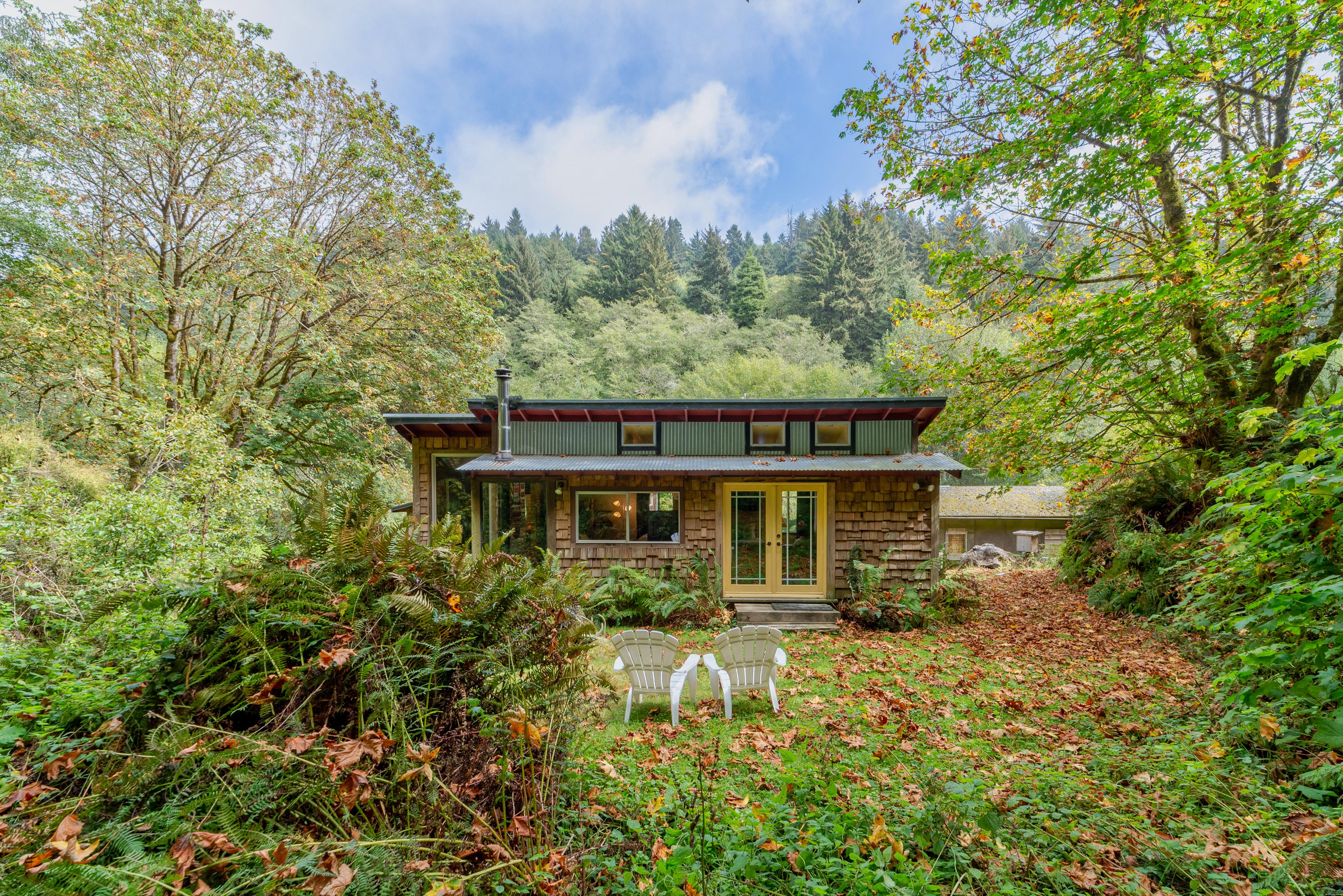 Property Image 2 - Stone Lagoon Cabin