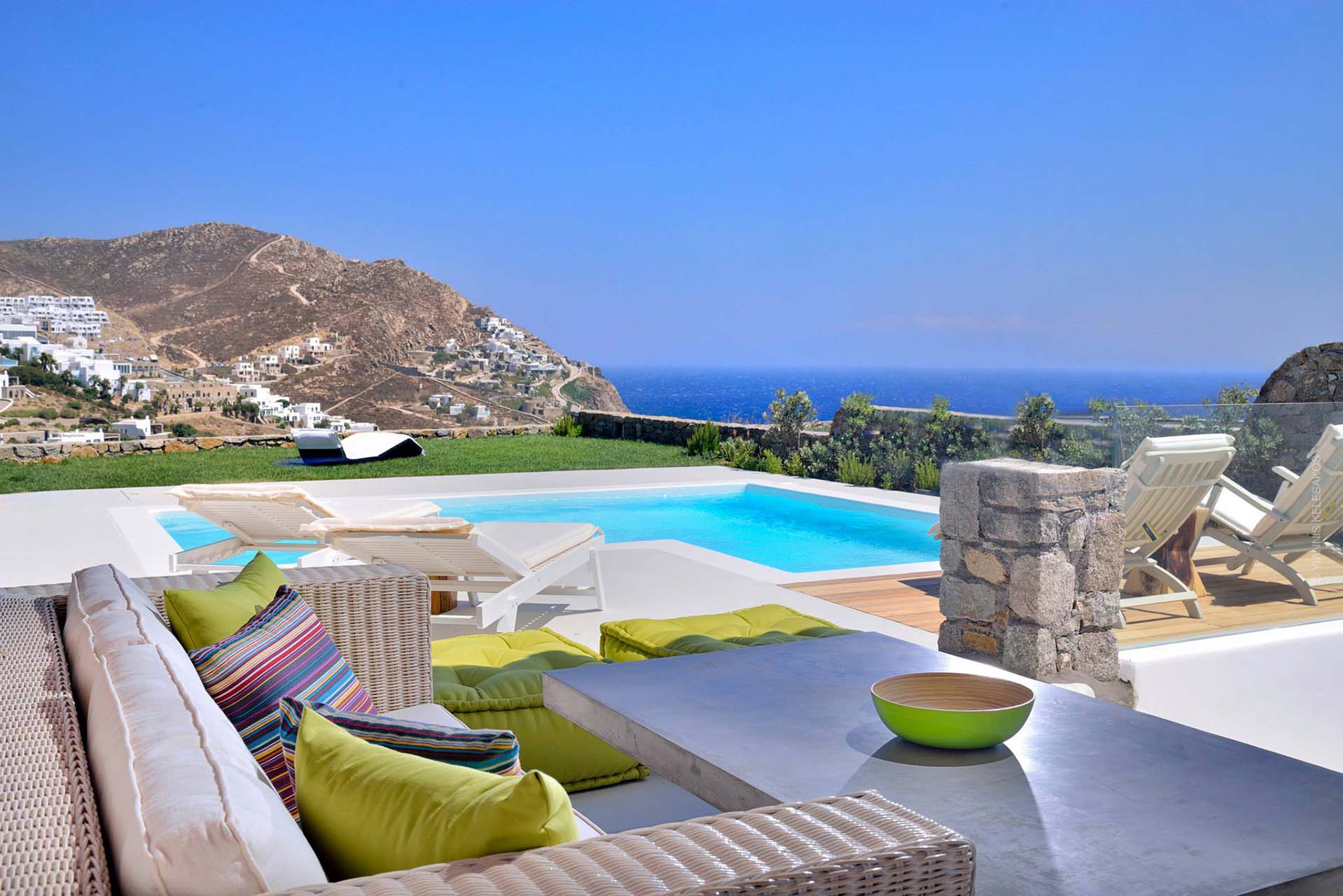 Property Image 1 - Sun-Lit, Modern Villa with Stunning Sea View, Pool & Hot Tub
