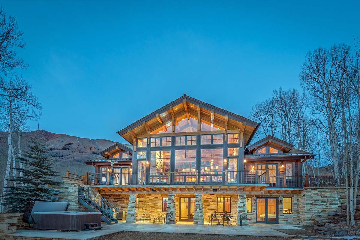 1-Telluride-Grand-Vista-Back-Exterior-LR.jpg