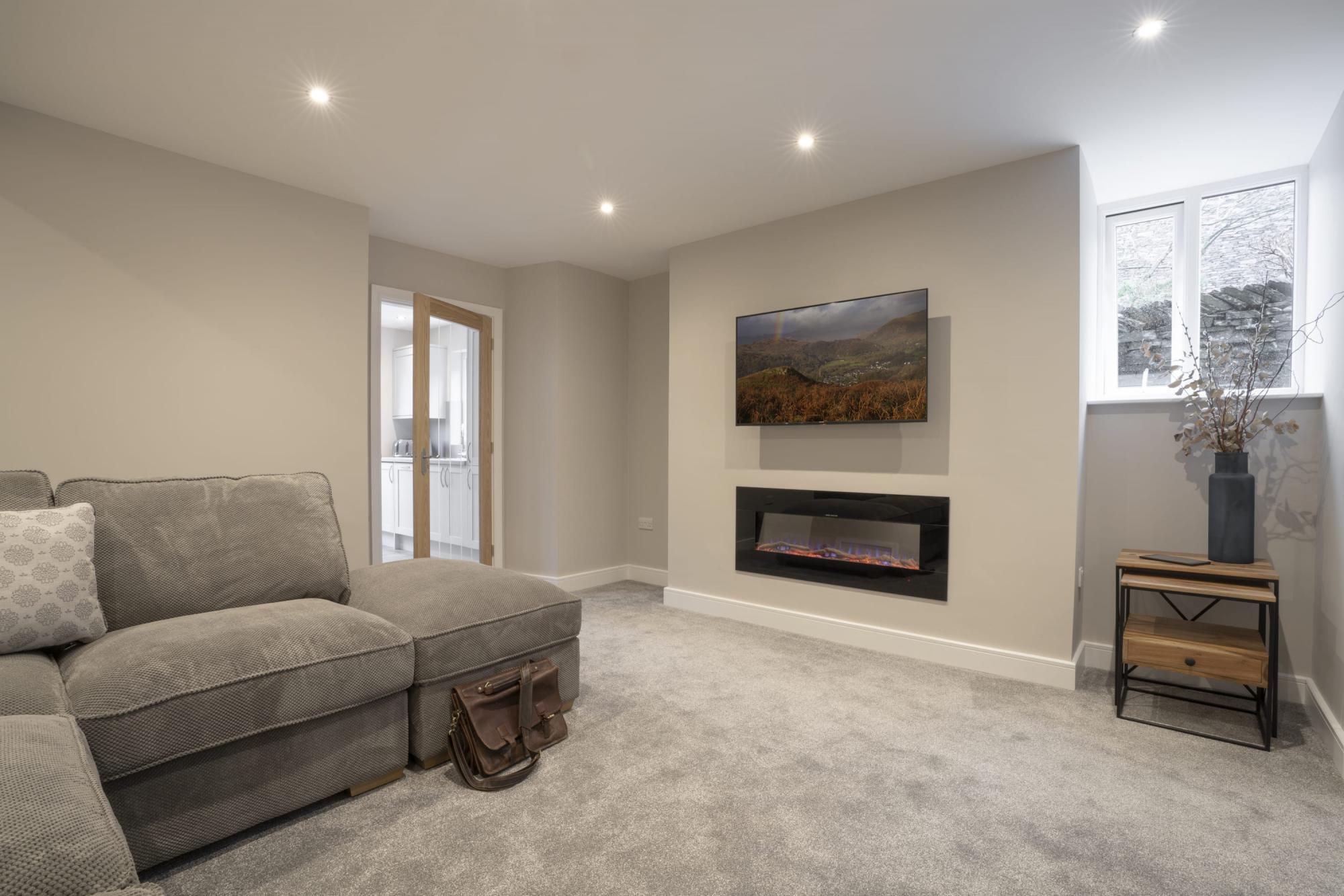 Property Image 1 - Warm Spacious Contemporary 1 Bedroom Apartment in Ambleside Property Image 1 - Warm Spacious Contemporary 1 Bedroom Apartment in Ambleside