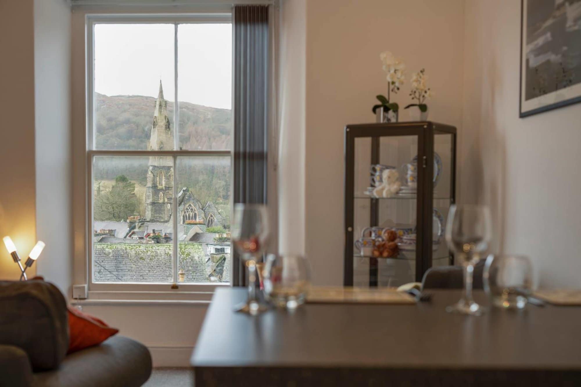 Property Image 1 - Cosy 2nd Floor Apartment with Amazing Views in Ambleide Property Image 1 - Cosy 2nd Floor Apartment with Amazing Views in Ambleide
