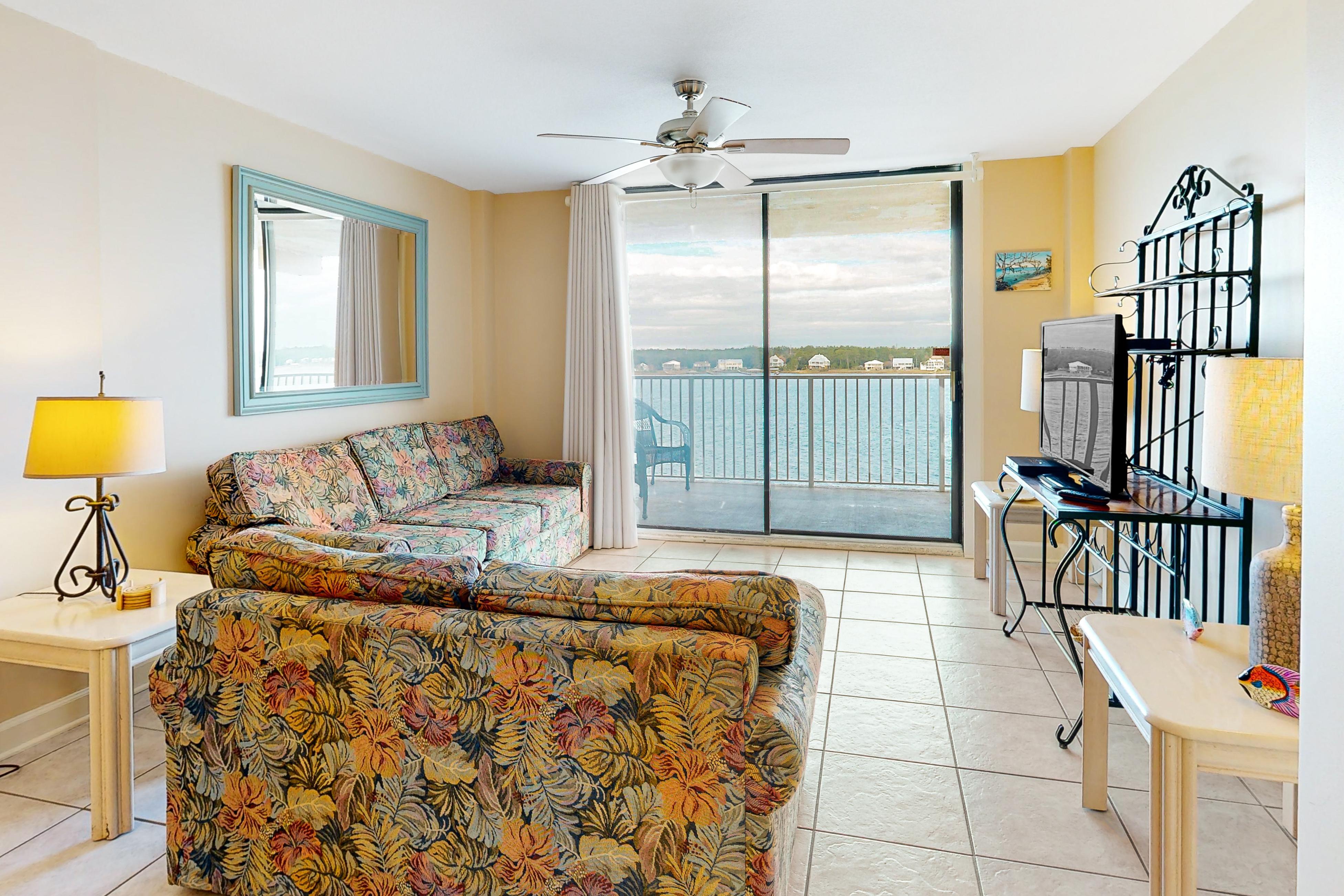 Property Image 2 - Compass Point 605