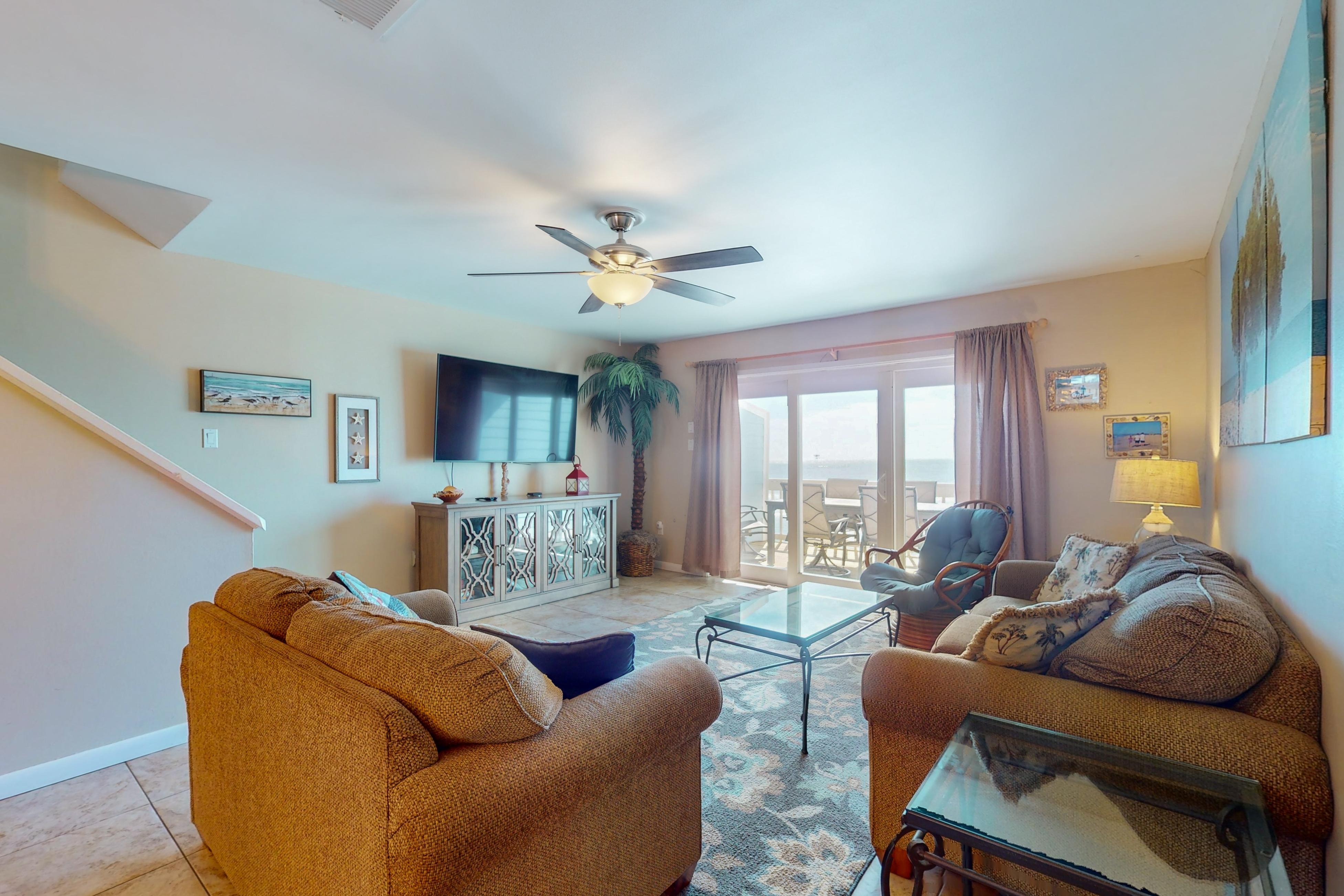 Property Image 1 - Fort Morgan Townhomes S7