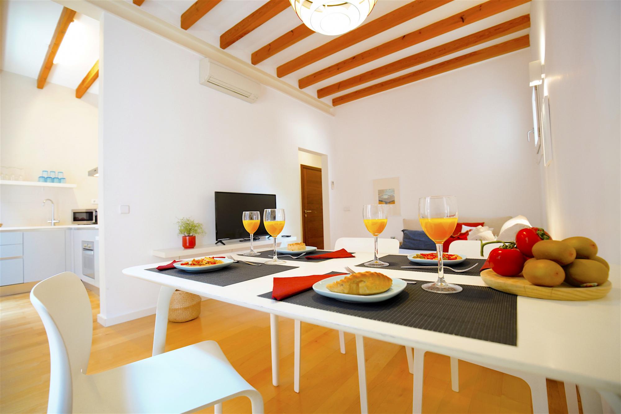 Property Image 2 - Palma de Mallorca Lovely Modern Apartment with Balcony