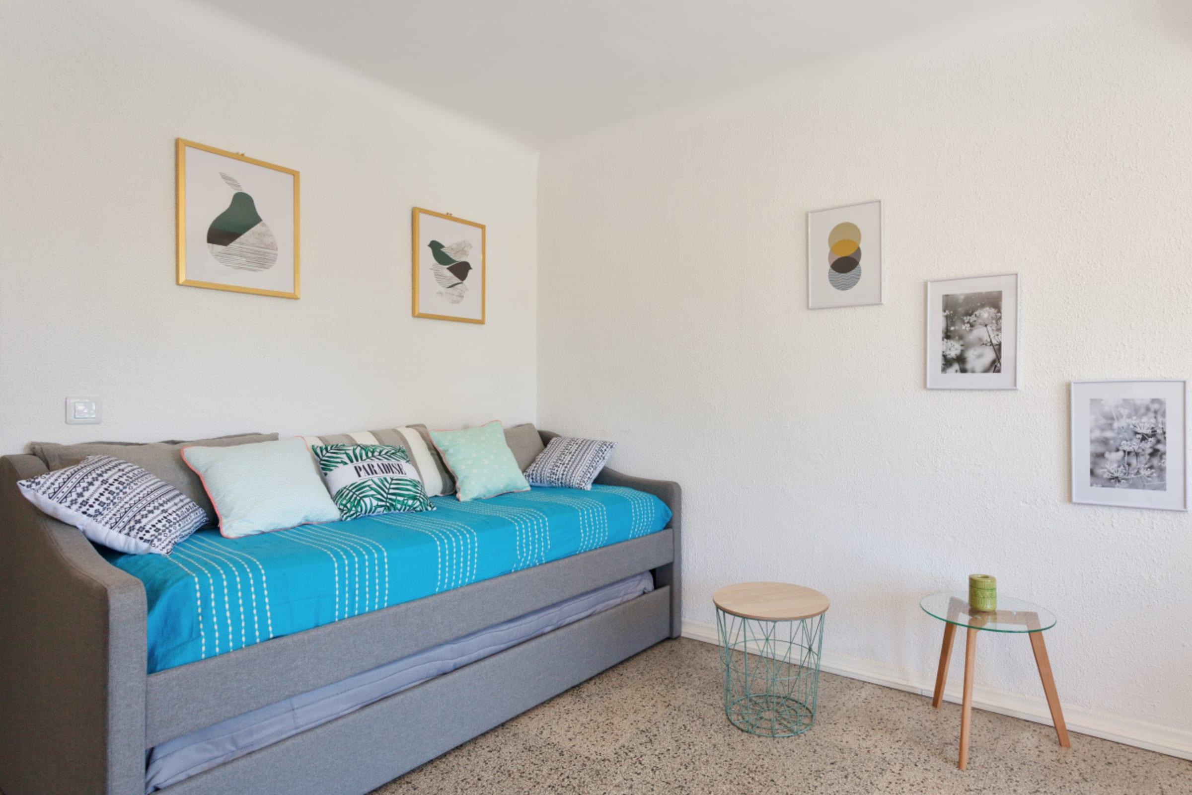 Property Image 2 - Delightful Apartment with Terrace close to the Beach