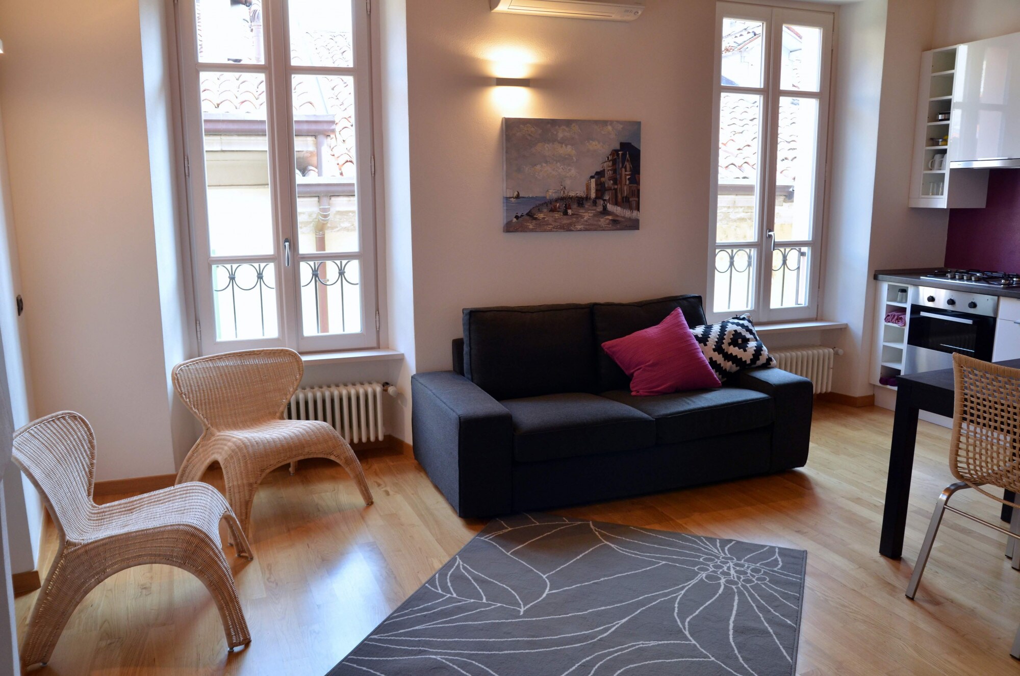 Property Image 1 - Cosy 2 Floor Apartment with Terrace Overlooking Cathedral of Como