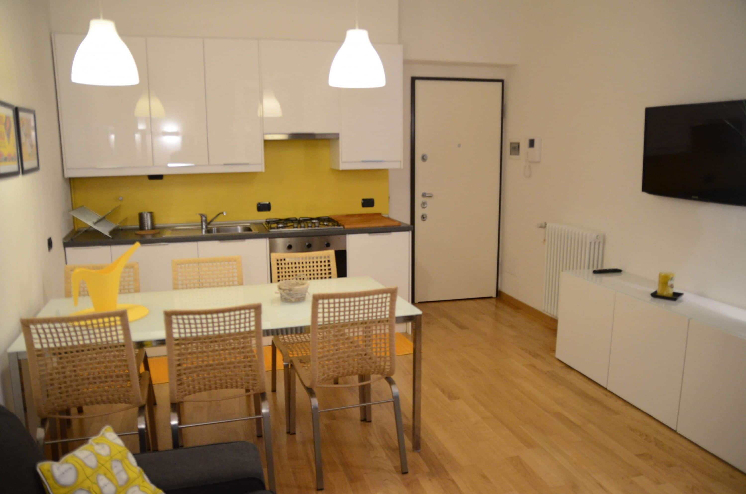 Property Image 1 - Lovely One Bedroom Apartment in Very Centre of Como City